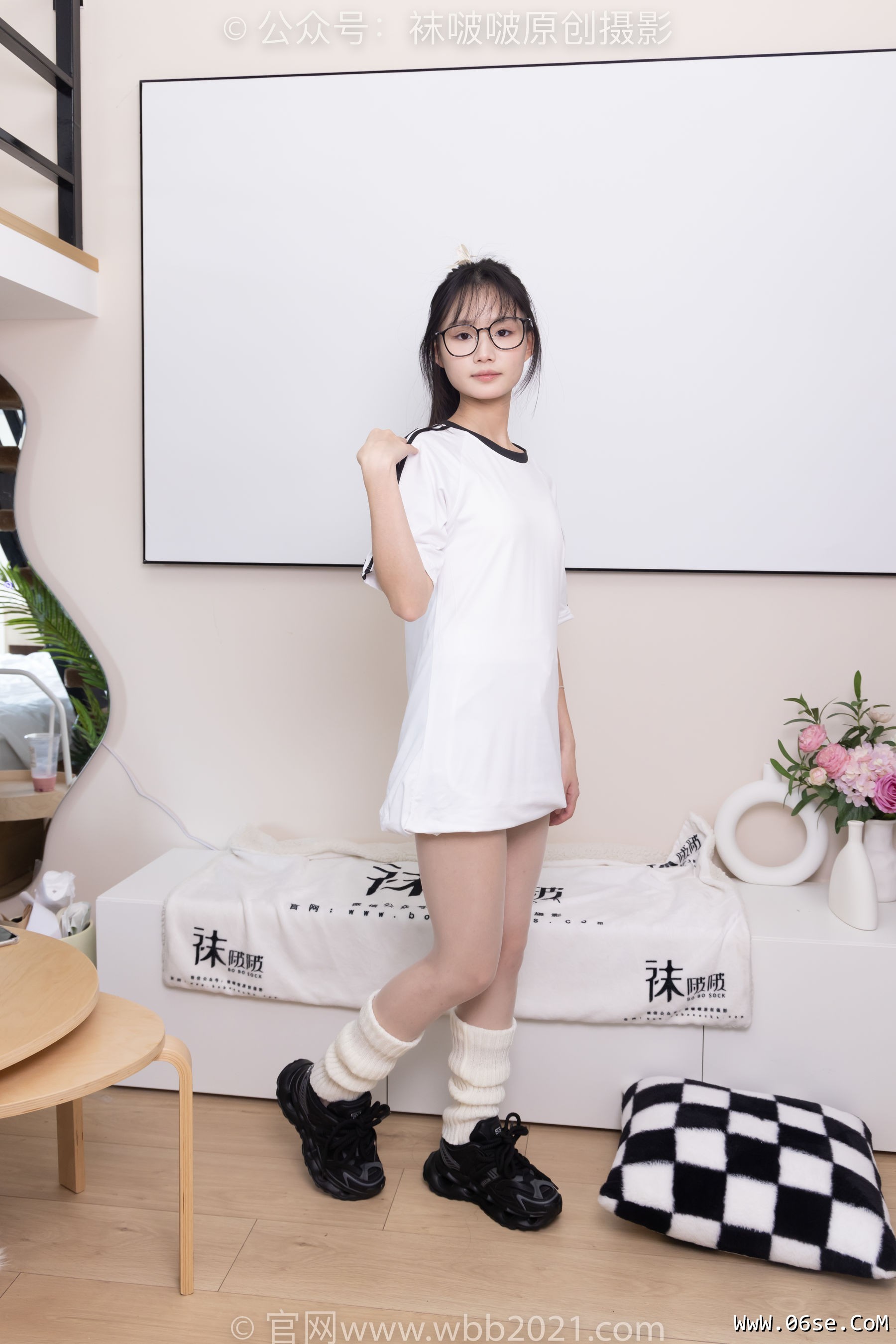 图片[74]-BoBoSocks袜啵啵 No.376 甜甜圈 -运动鞋、堆堆袜套、白丝[150P]-六色网