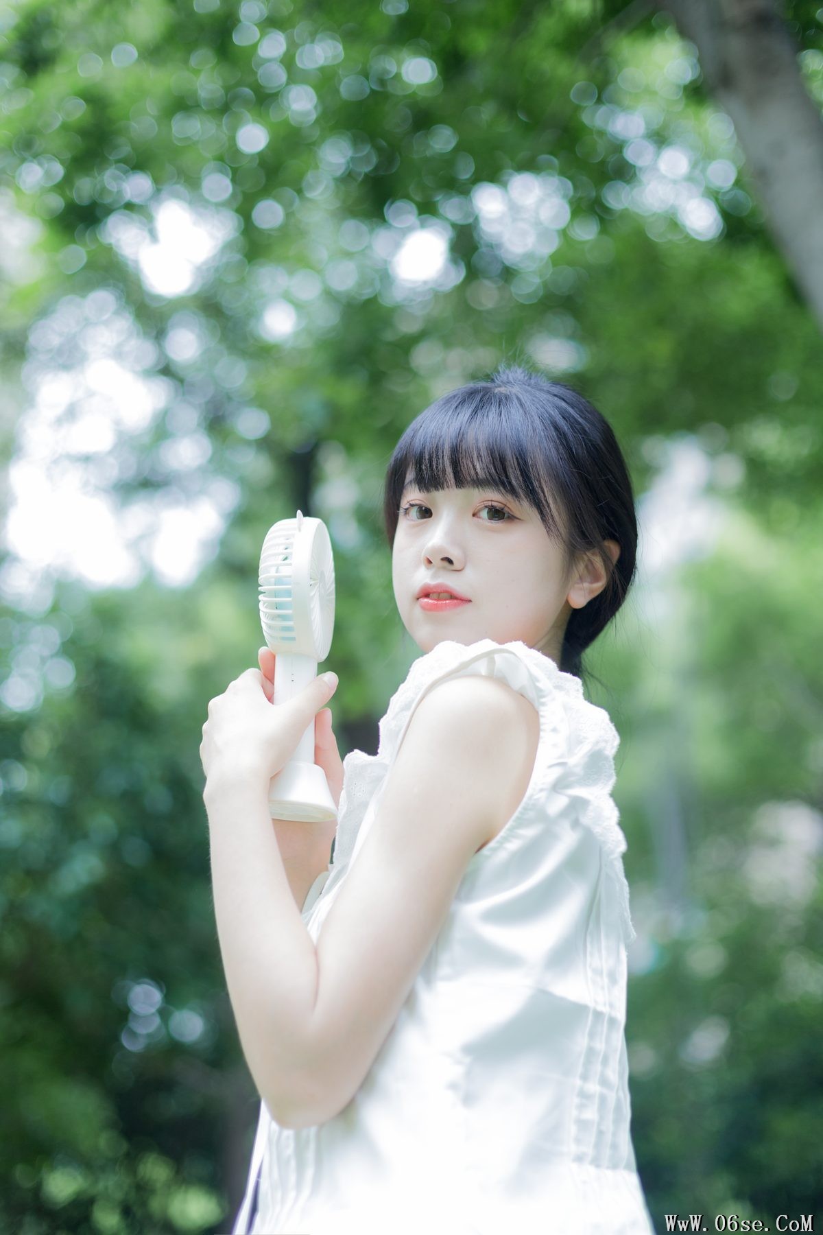 图片[11]-YiTuYu艺图语 Vol.4820 Yi Zhi Nuan Nuan[32P]-六色网