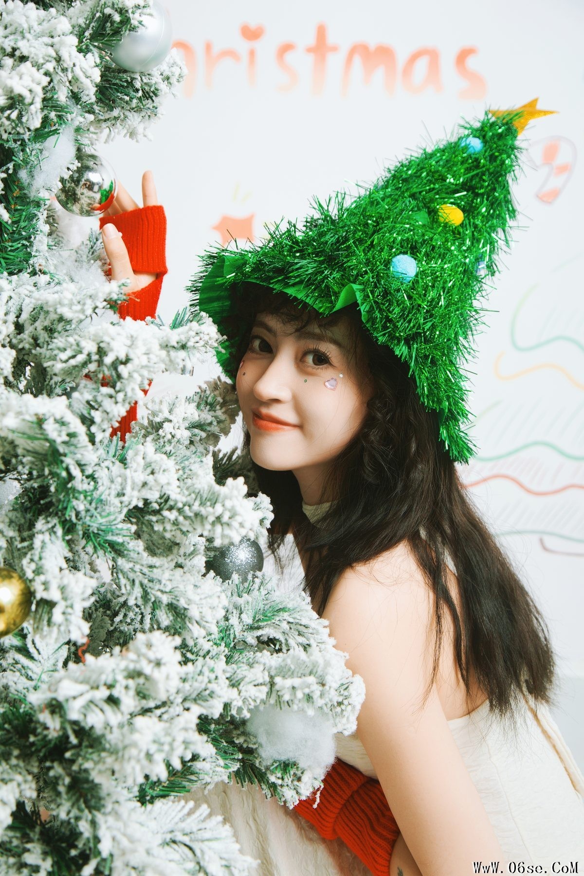 图片[31]-YiTuYu艺图语 Vol.5721 Yi Xuan[35P]-六色网