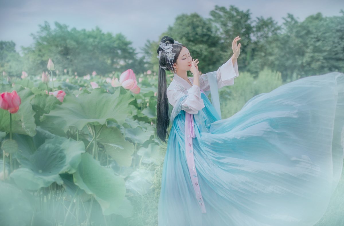 图片[5]-YiTuYu艺图语 Vol.4165 Qi Luo Sheng De Xiao Su Su[22P]-六色网