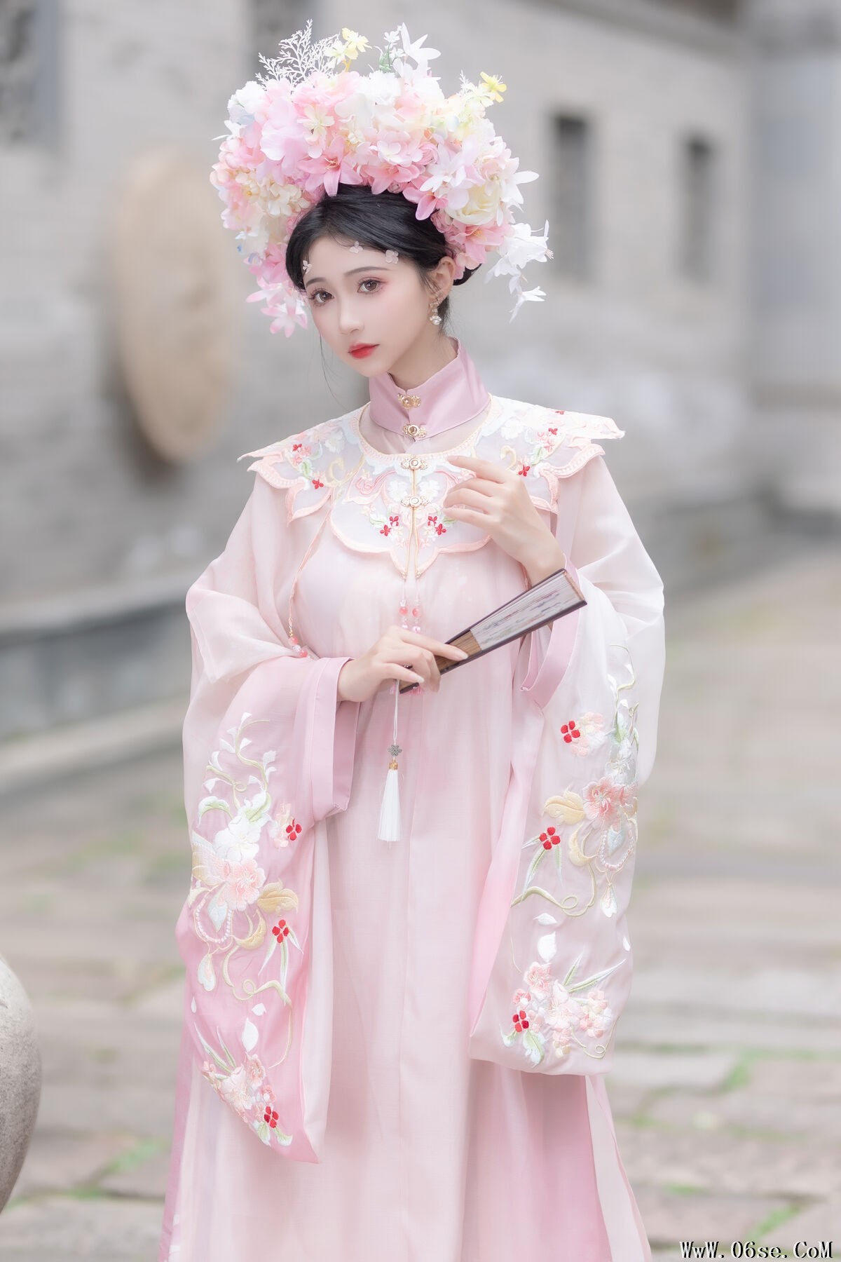 图片[22]-YiTuYu艺图语 Vol.7231 Qi Luo Sheng De Xiao Su Su[24P]-六色网
