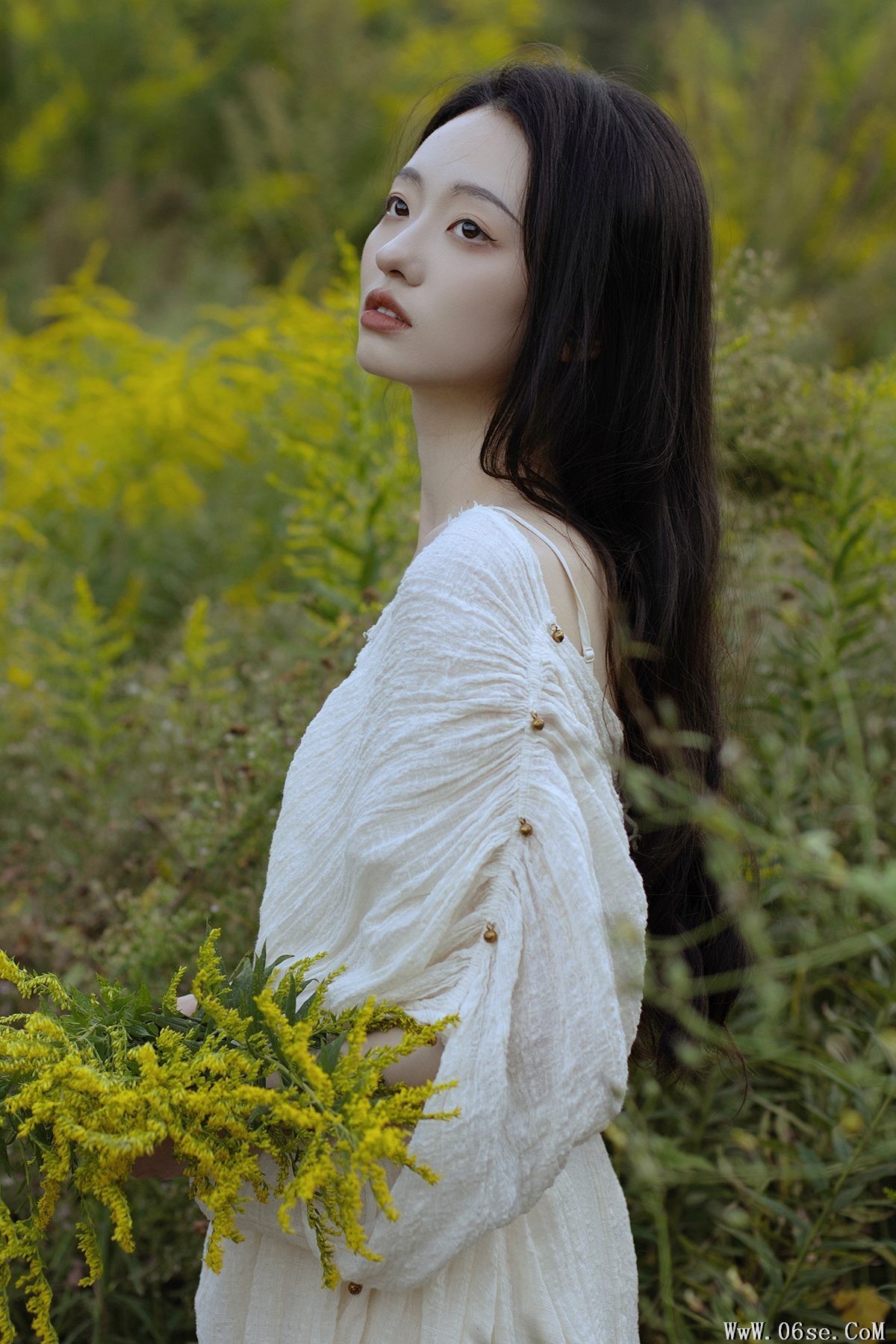 YiTuYu艺图语 Vol.5940 Xiao Yang Ai Gan Fan[23P]-六色网