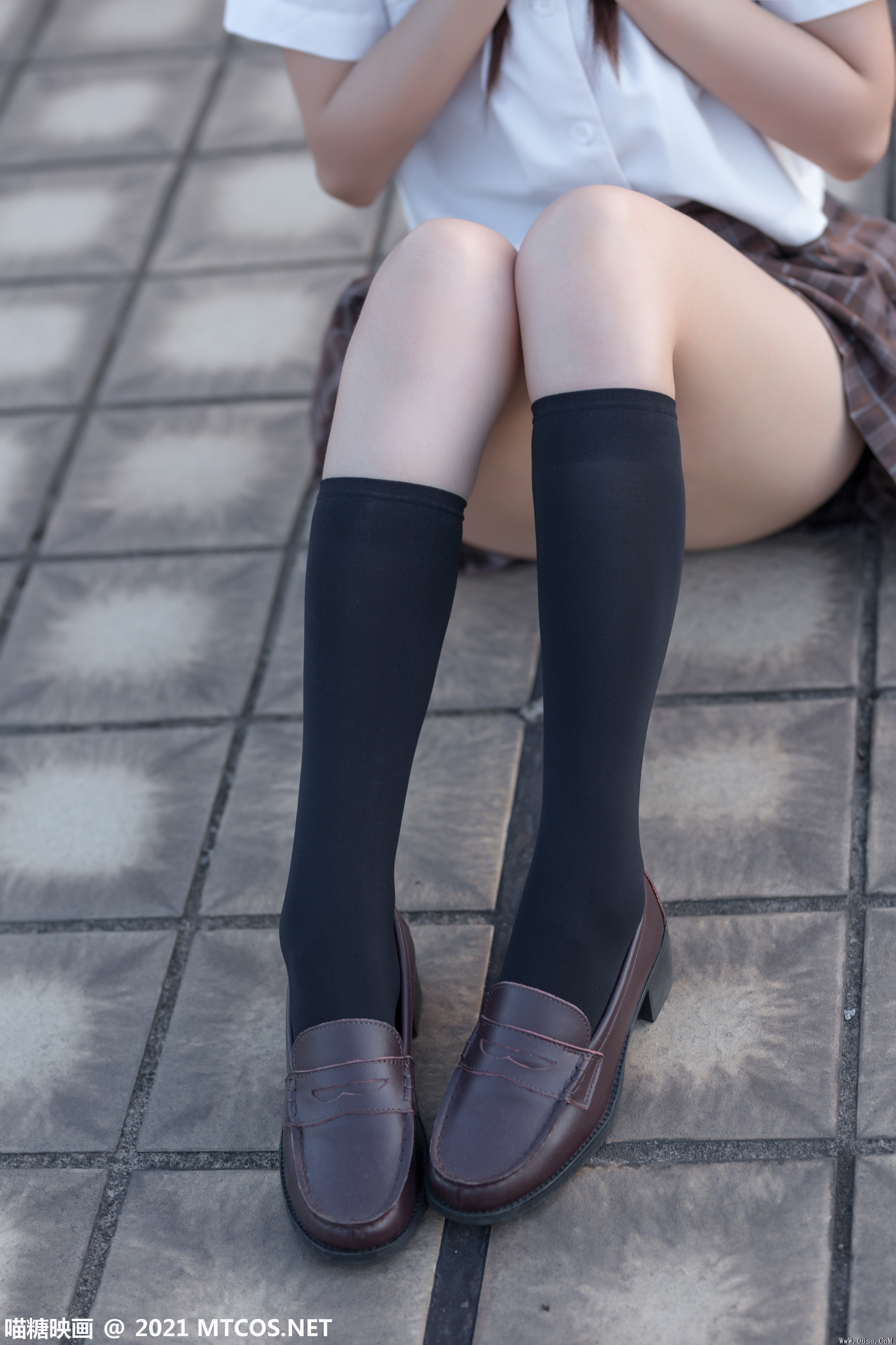 图片[31]-喵糖映画 VOL.375 忧郁少女[34P／358MB]-六色网