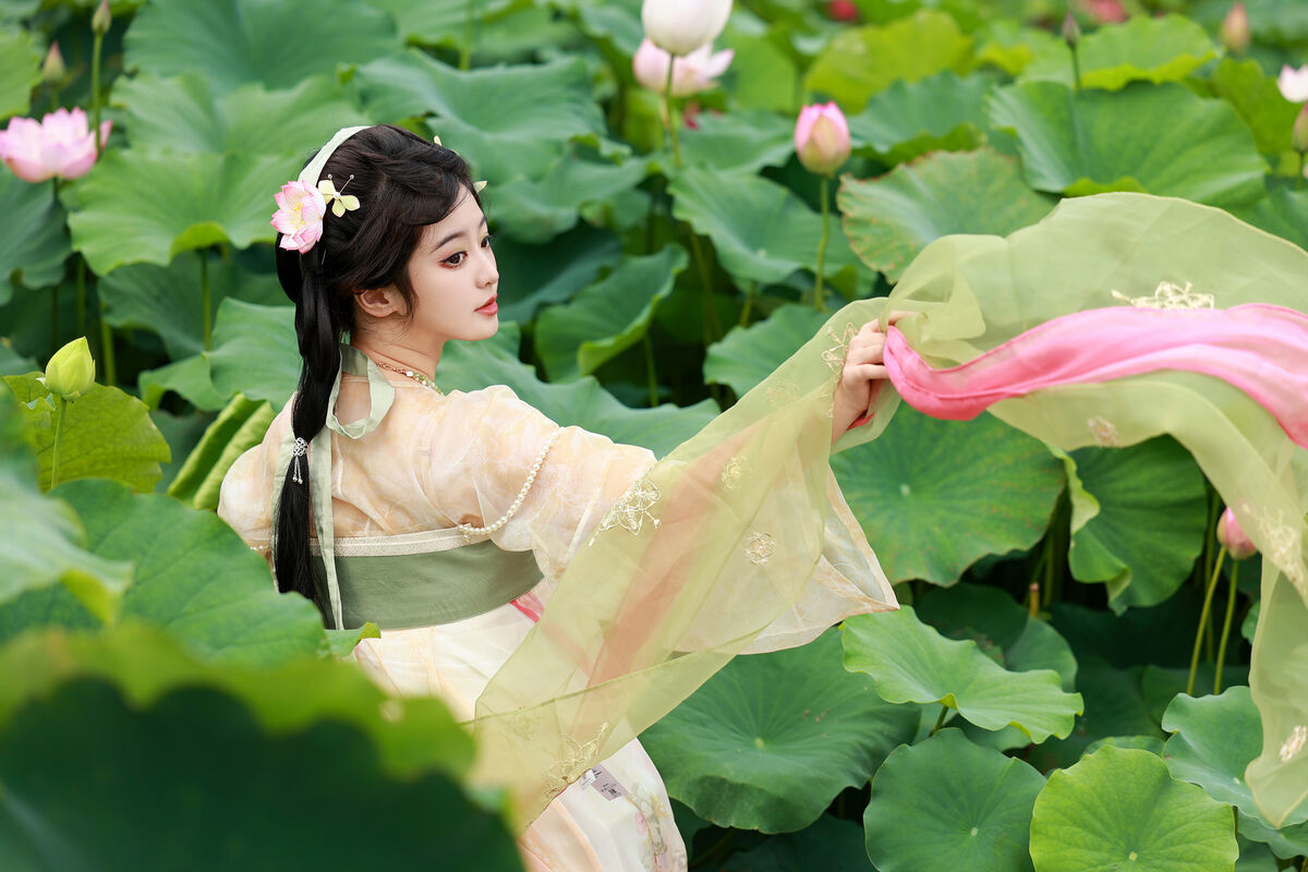图片[8]-YiTuYu艺图语 Vol.7542 Bu Ke Ai De He He Miao[24P]-六色网