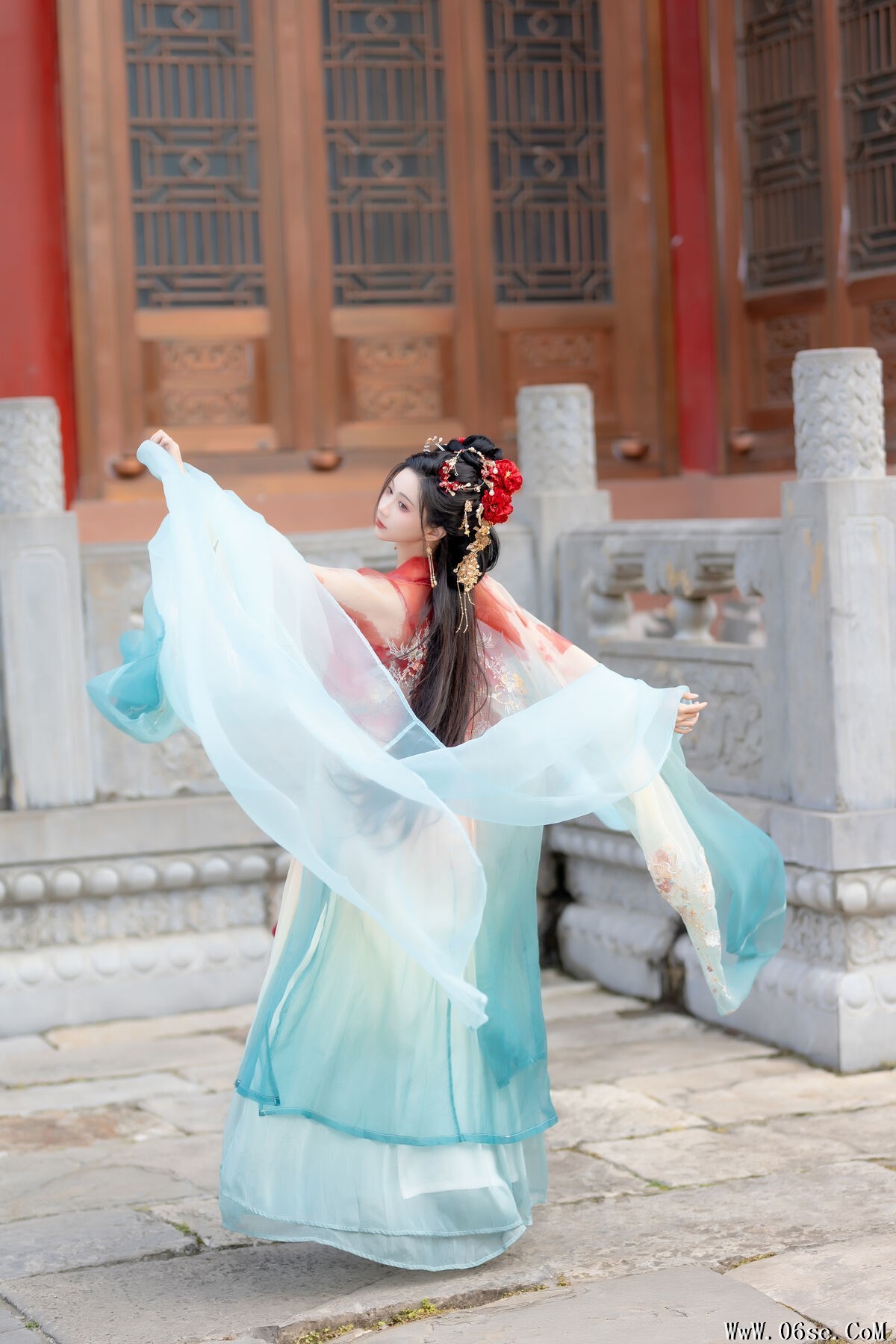 图片[9]-YiTuYu艺图语 Vol.7208 Qi Luo Sheng De Xiao Su Su[28P]-六色网