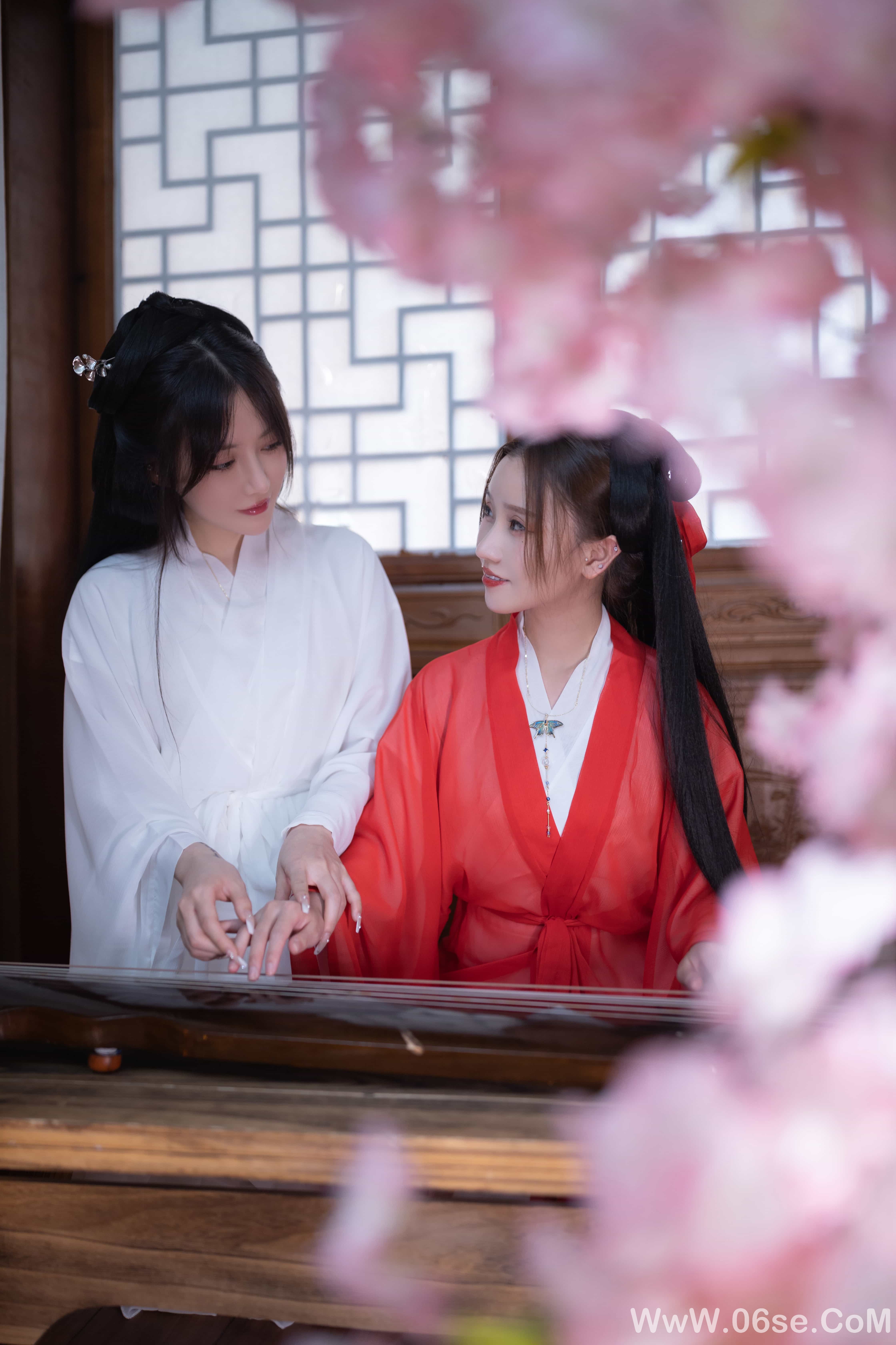 图片[121]-秀人名模鱼子酱Fish内部私购未上架《双女古装剧情》写真[153P]-六色网