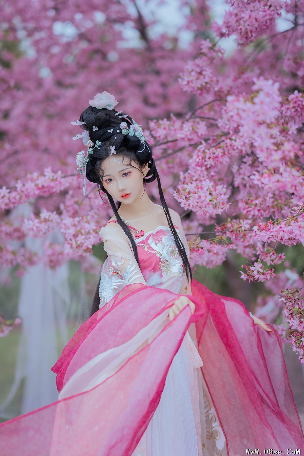 图片[22]-YiTuYu艺图语 Vol.4190 Qi Luo Sheng De Xiao Su Su[36P]-六色网