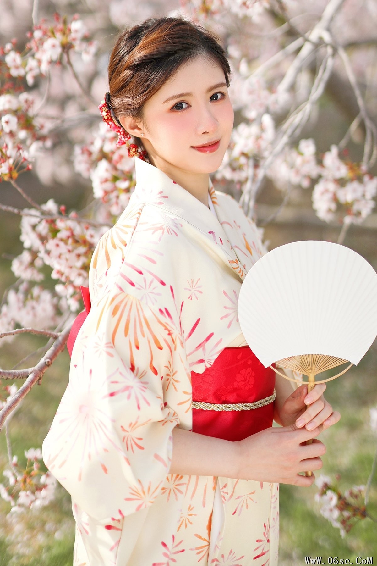 YiTuYu艺图语 Vol.7059 Li Rui Rae[33P]-六色网