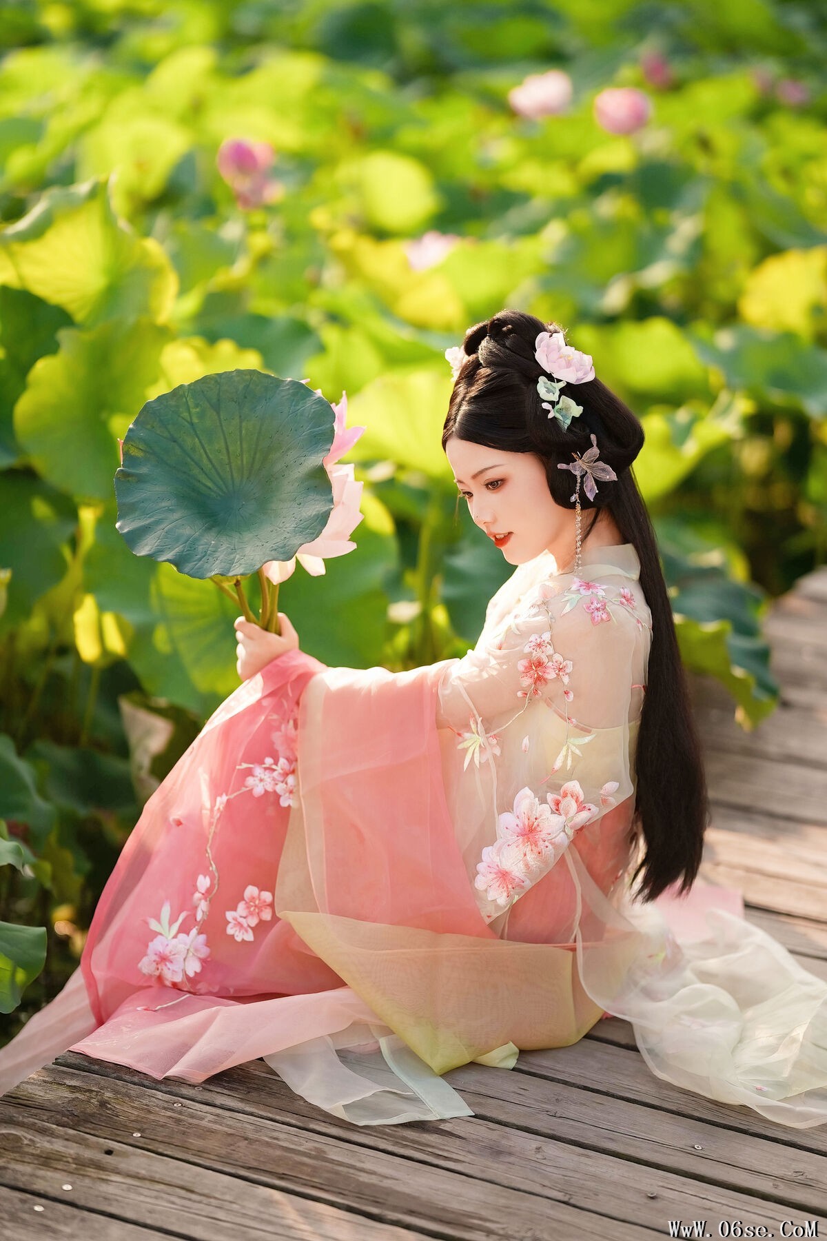 图片[21]-YiTuYu艺图语 Vol.7409 Yu Xiao Li Lili[23P]-六色网