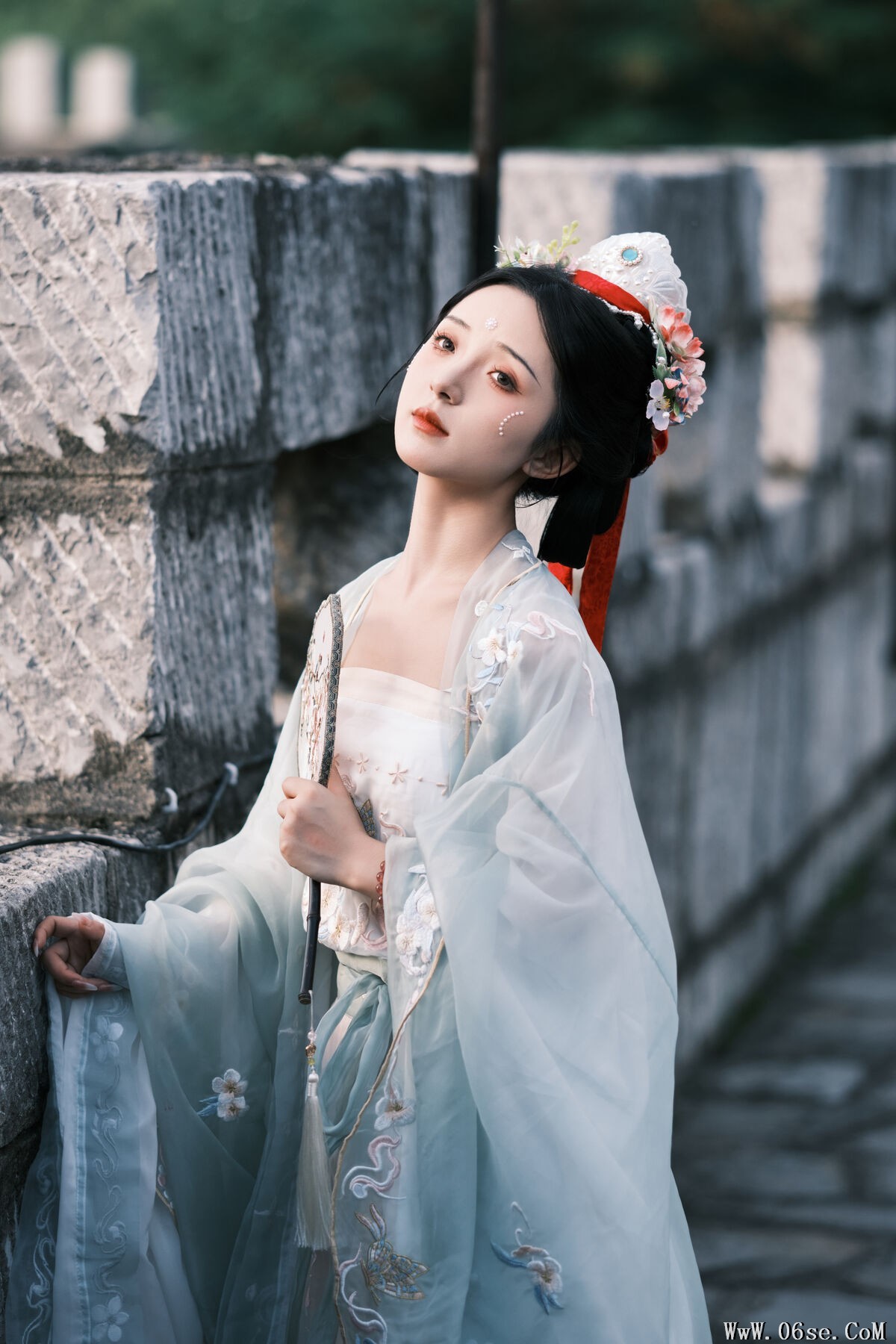 图片[32]-YiTuYu艺图语 Vol.7316 Min Zui Xiao Mo Xuan[34P]-六色网
