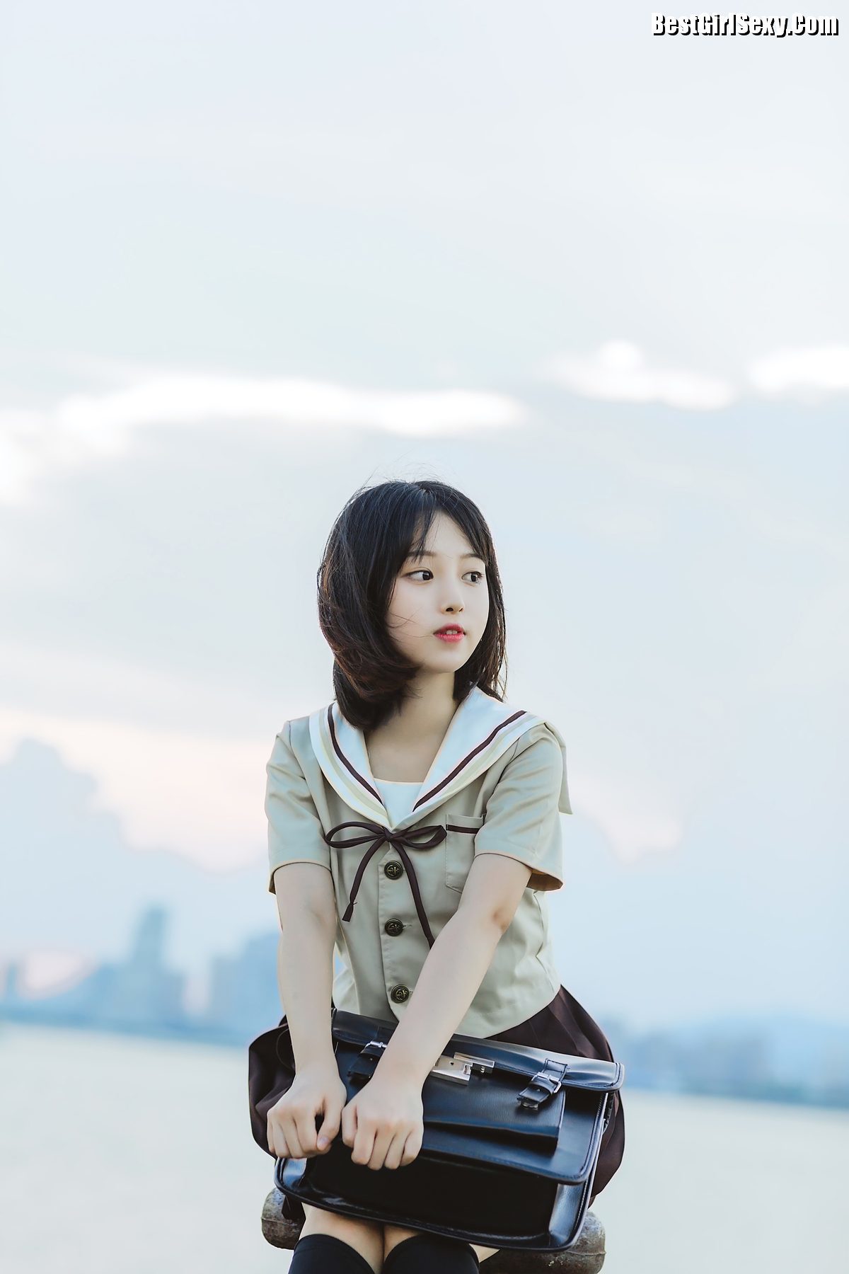 图片[46]-YiTuYu艺图语 Vol.4061 Si Yue Qing Xia[50P]-六色网