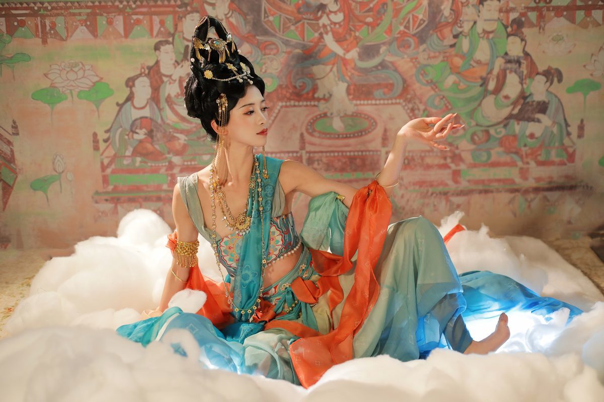 图片[11]-YiTuYu艺图语 Vol.5639 Ji Xiang Xiang[21P]-六色网