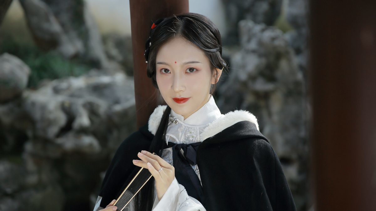 图片[33]-YiTuYu艺图语 Vol.4222 Xiao Pi Pa Zai Jiang Hu[35P]-六色网