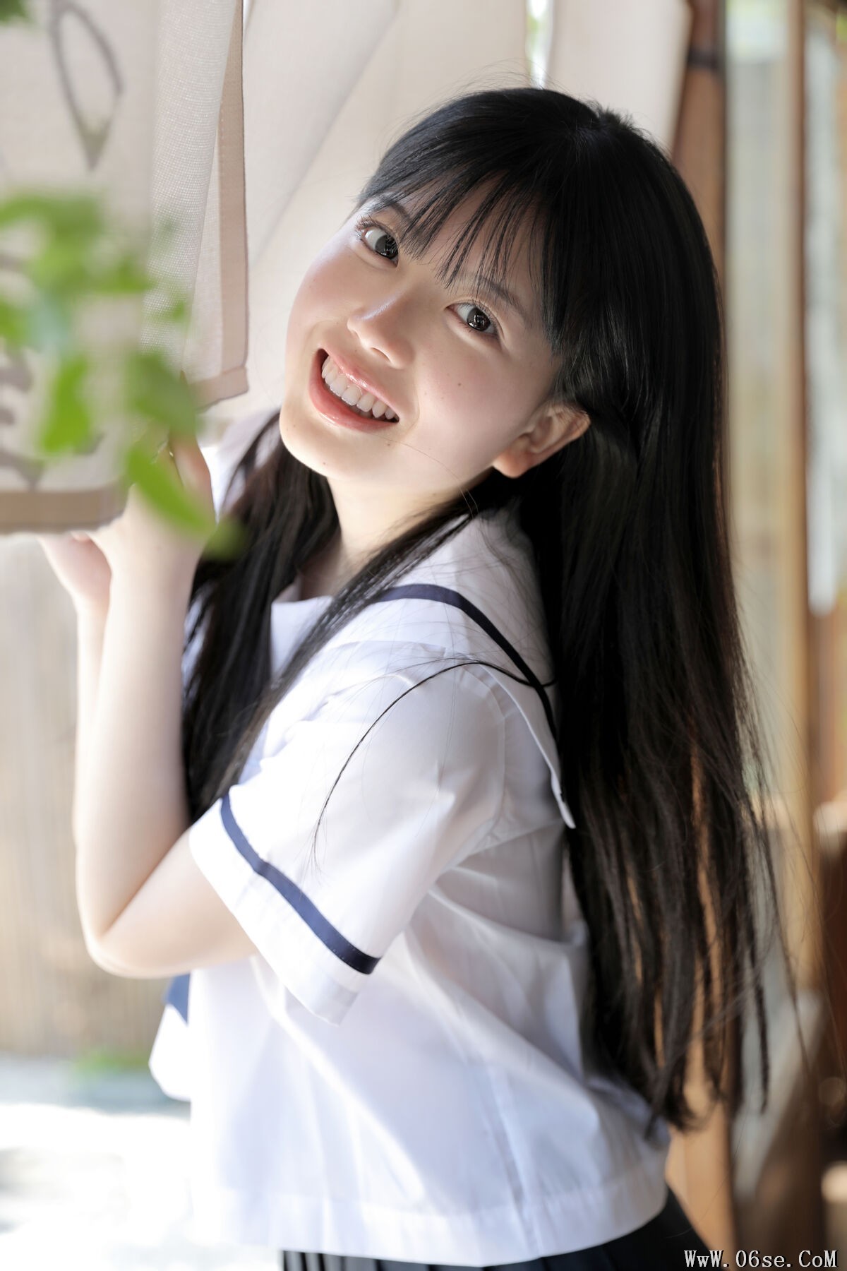 图片[25]-YiTuYu艺图语 Vol.6419 Qiu Yang Yi He[25P]-六色网