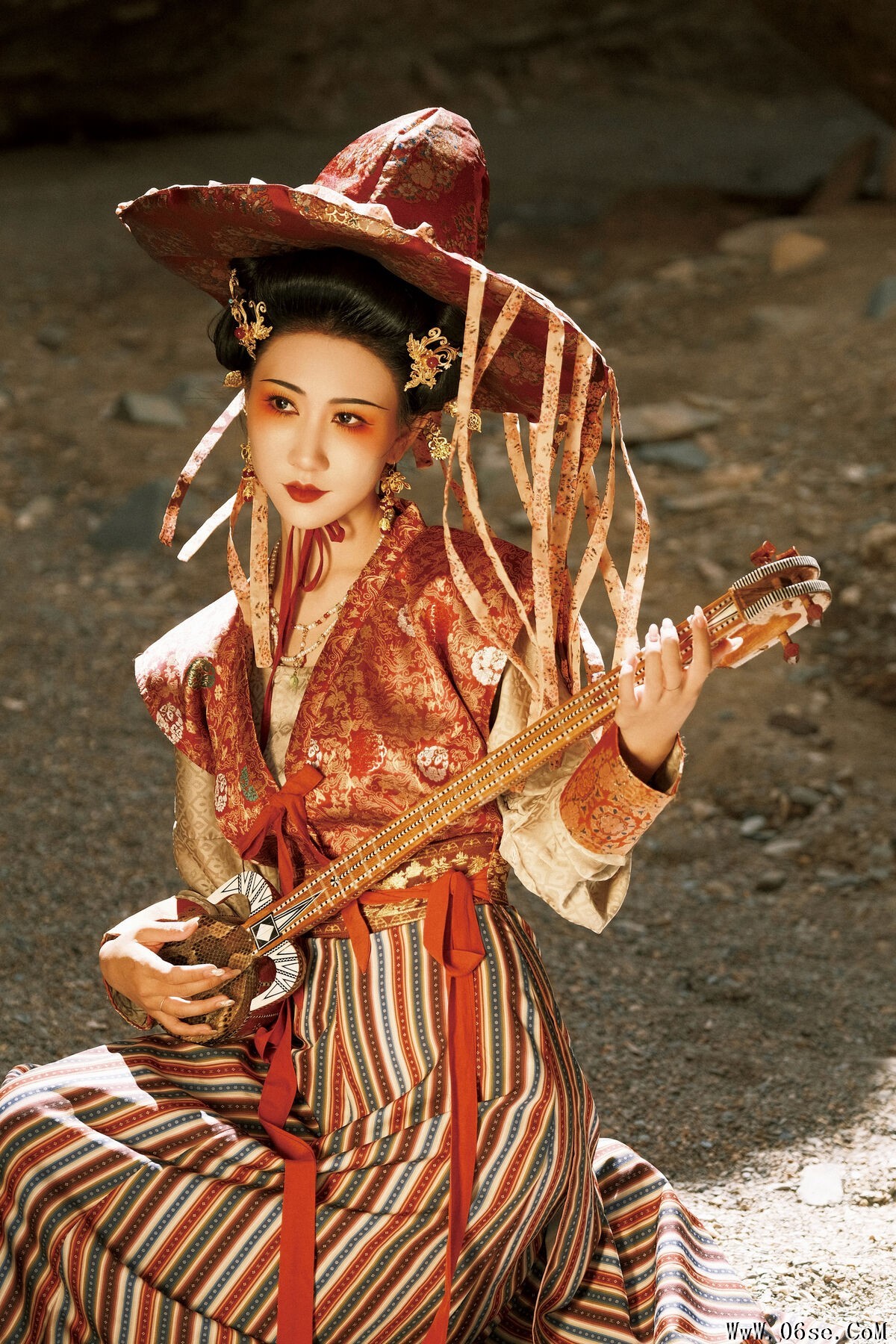 图片[7]-YiTuYu艺图语 Vol.7732 Xiao Bei Ke Qing Bu Yao Fang Qi[25P]-六色网