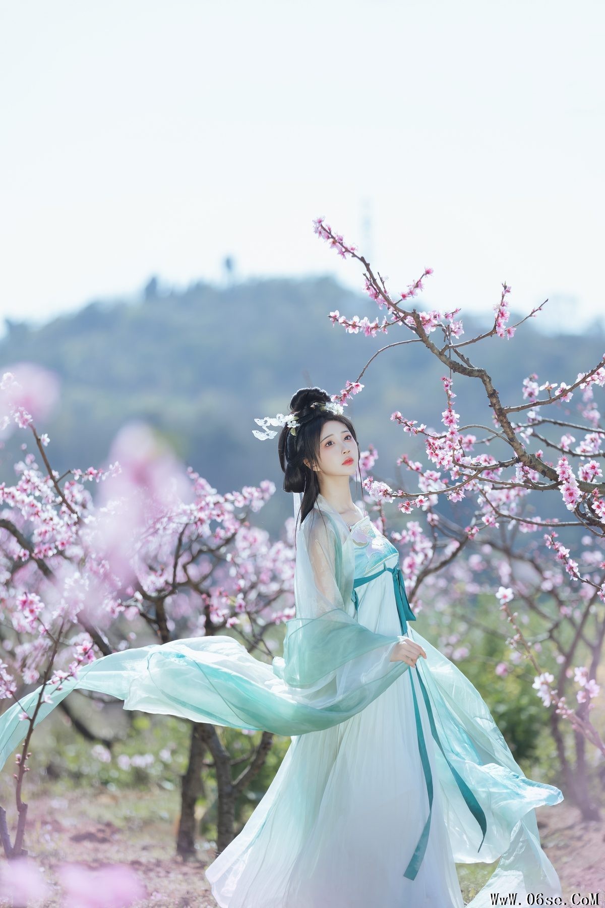 图片[25]-YiTuYu艺图语 Vol.4596 Qi Luo Sheng De Xiao Su Su[26P]-六色网