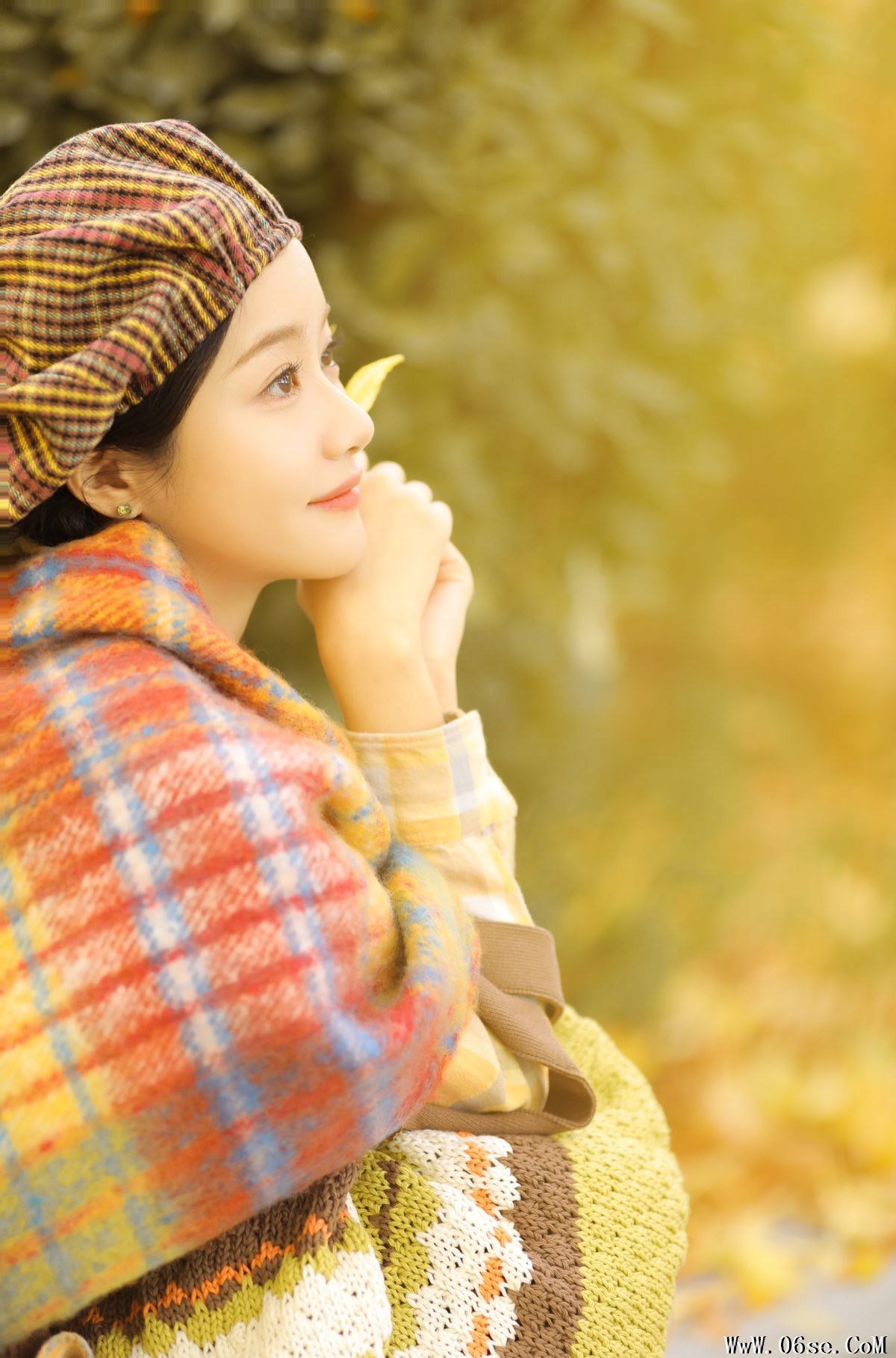 图片[5]-YiTuYu艺图语 Vol.5913 Lou Xin Yue Moon[21P]-六色网
