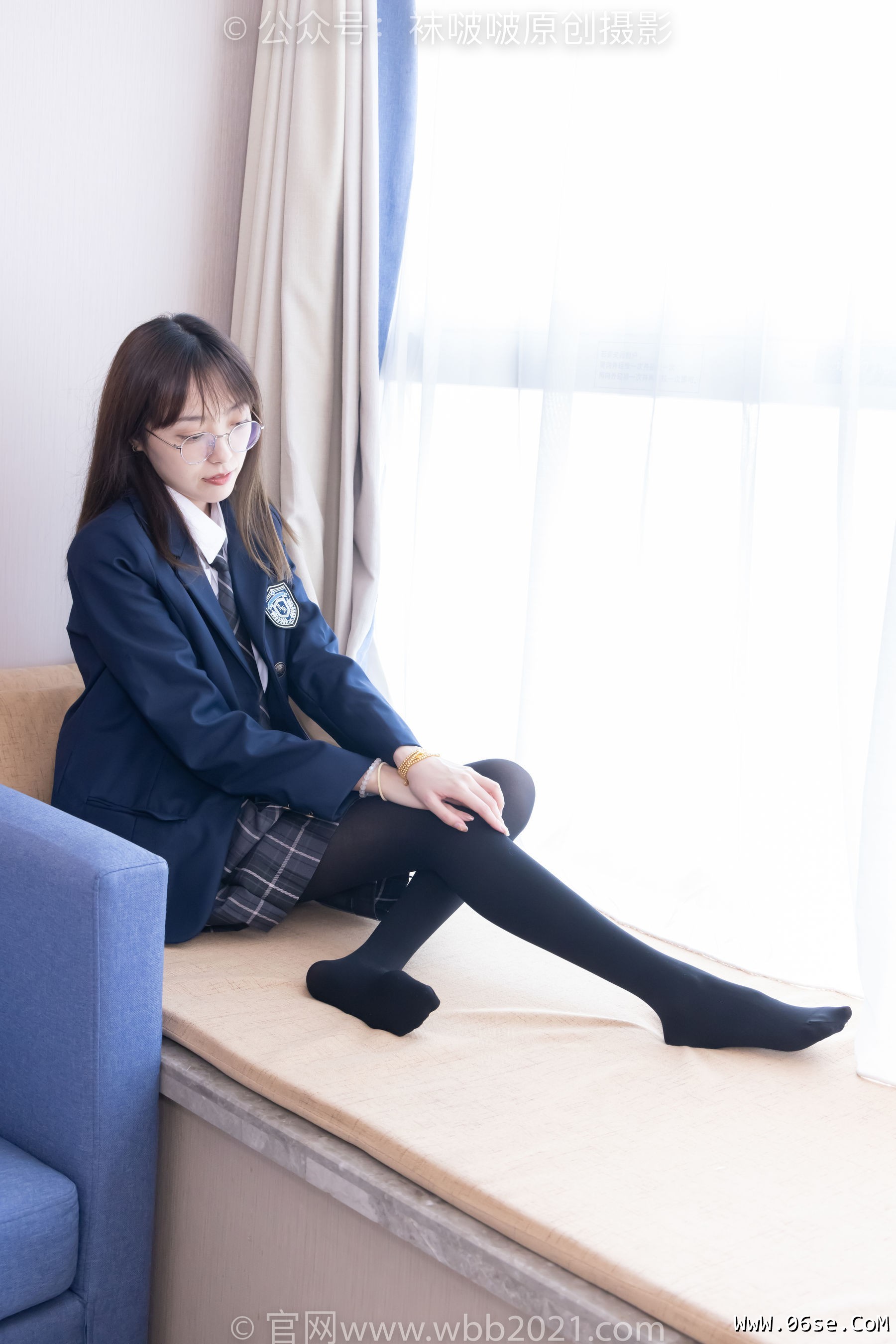 图片[143]-BoBoSocks袜啵啵 No.432 稚予 -皮鞋、厚黑丝、jk制服[184P]-六色网