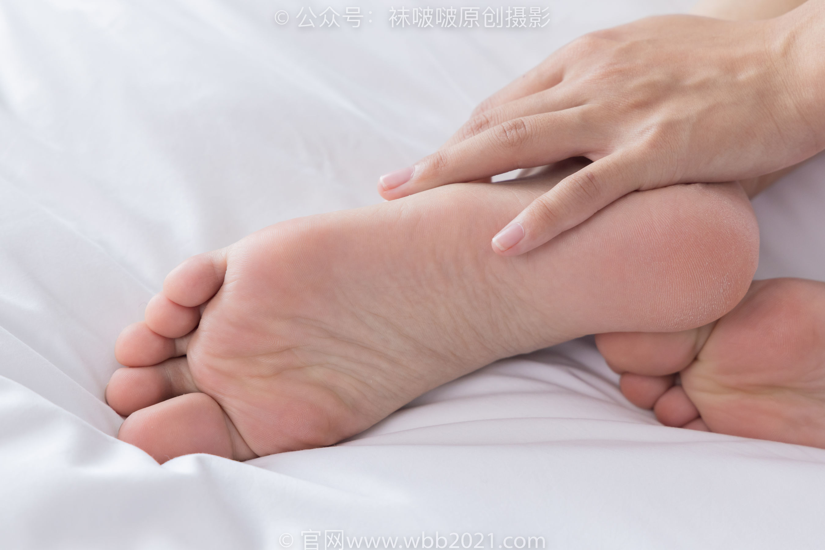 图片[97]-BoBoSocks袜啵啵 No.301 奶油 -两双板鞋、白棉袜、短黑丝、裸足[240P]-六色网