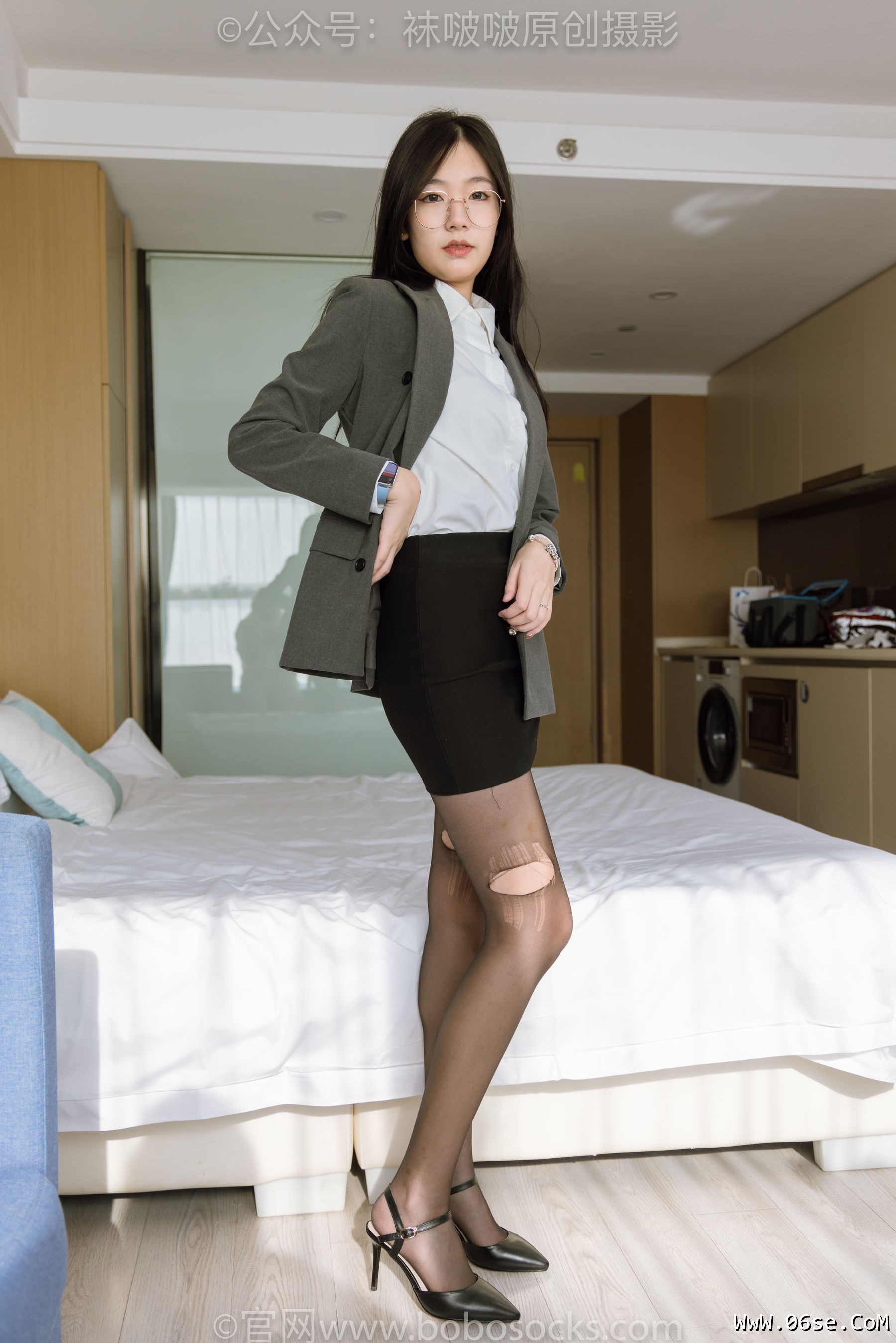 图片[2]-BoBoSocks袜啵啵 No.179 小甜豆-OL制服、高跟鞋、黑丝、撕丝袜剧情[140P]-六色网