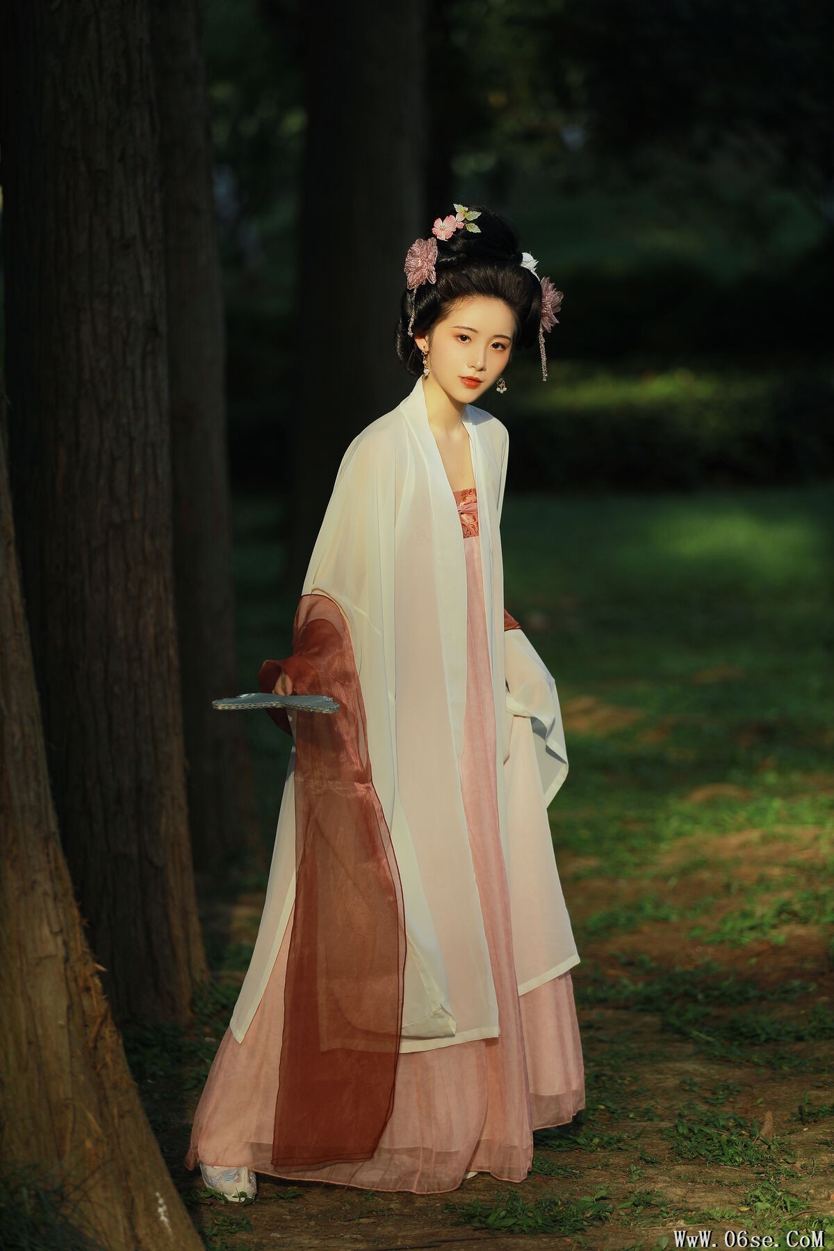 图片[13]-YiTuYu艺图语 Vol.6853 Ruan Yu[24P]-六色网