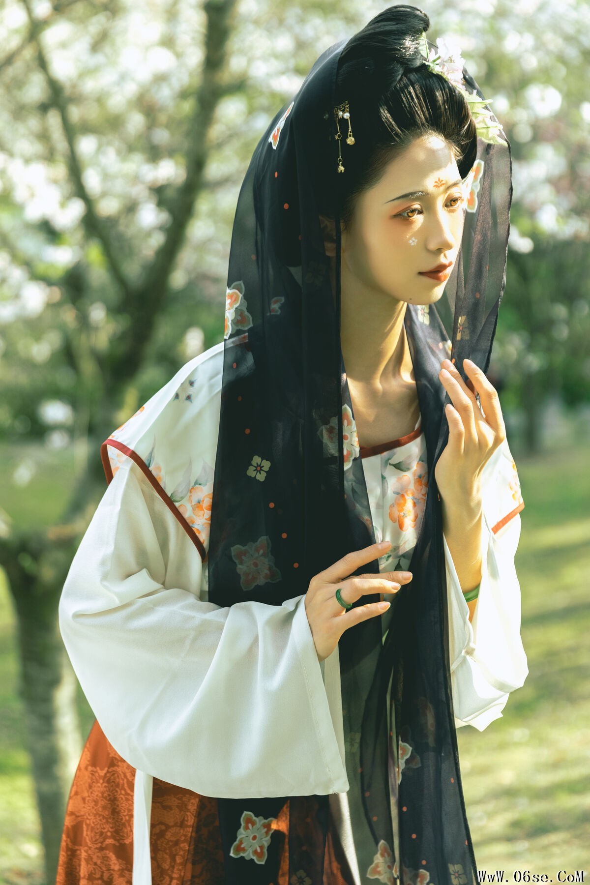 图片[24]-YiTuYu艺图语 Vol.7093 Ji Xiang Xiang[25P]-六色网