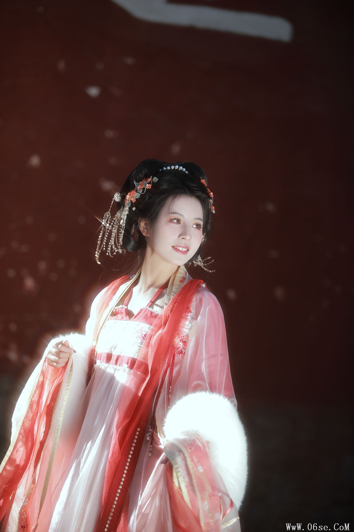 图片[23]-YiTuYu艺图语 Vol.6403 Fan Fan[26P]-六色网