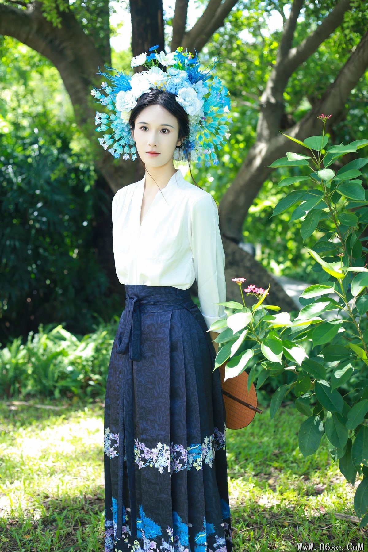 图片[4]-YiTuYu艺图语 Vol.5403 Lan She Yu[26P]-六色网