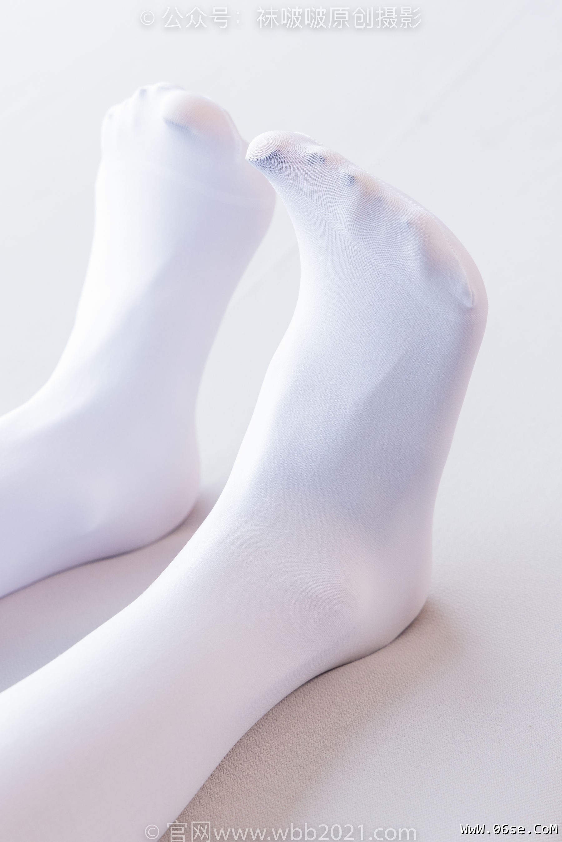 图片[3]-BoBoSocks袜啵啵 No.421 奶油 – 皮鞋、厚白丝、瑜伽动作时老头乐挠脚剧情[140P]-六色网