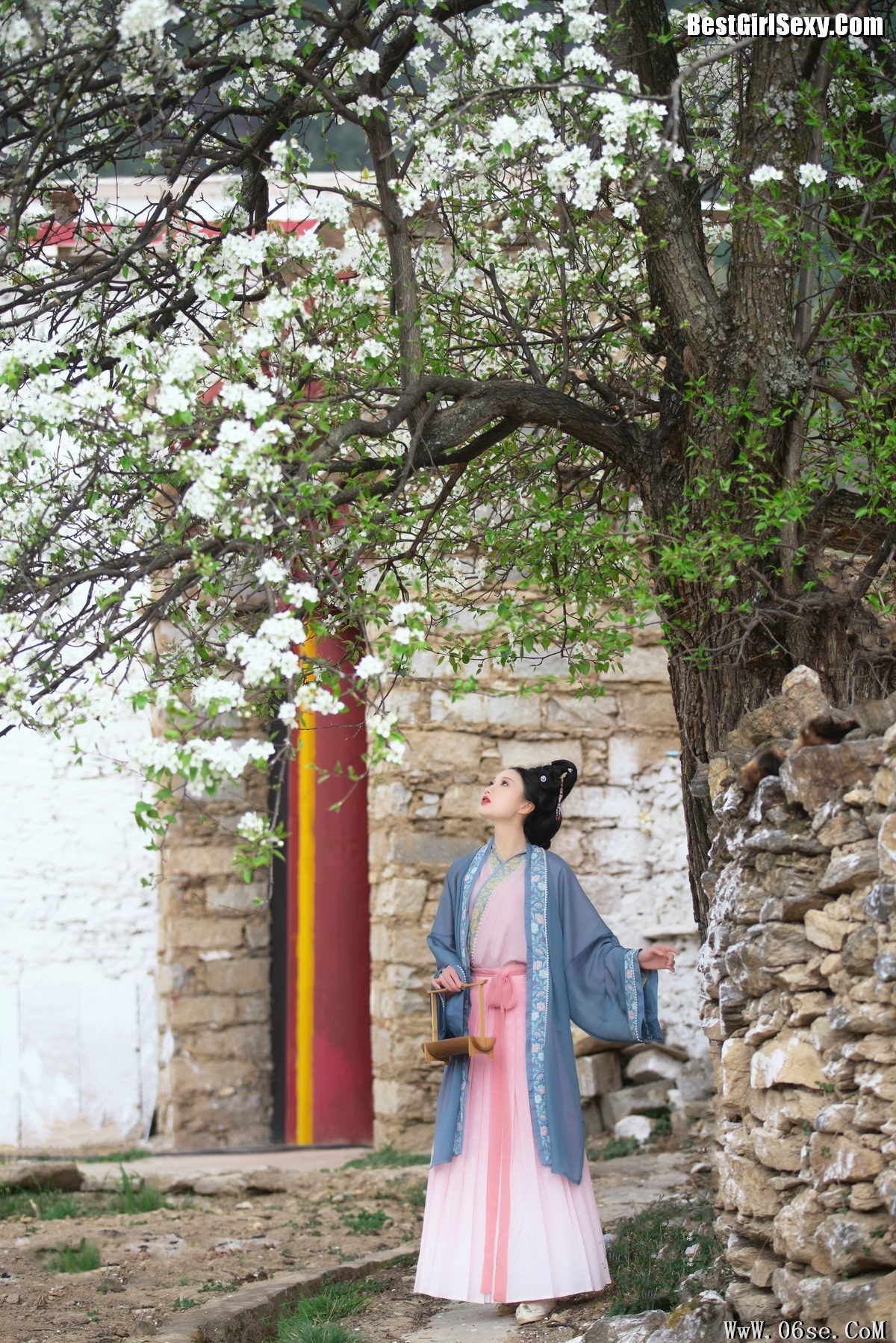 图片[24]-YiTuYu艺图语 Vol.3999 Wei Wei[43P]-六色网