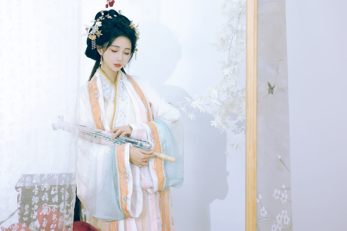 图片[14]-YiTuYu艺图语 Vol.6689 Qi Luo Sheng De Xiao Su Su[29P]-六色网