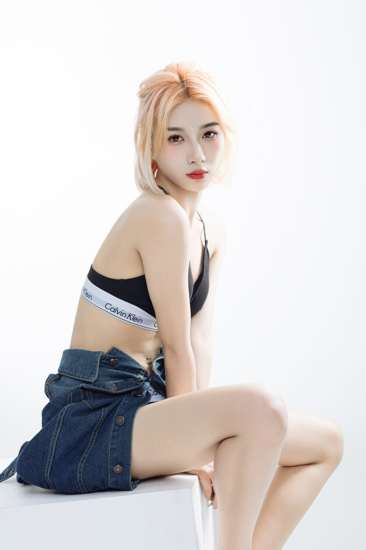 图片[31]-YiTuYu艺图语 Vol.6388 Fan Fan[34P]-六色网