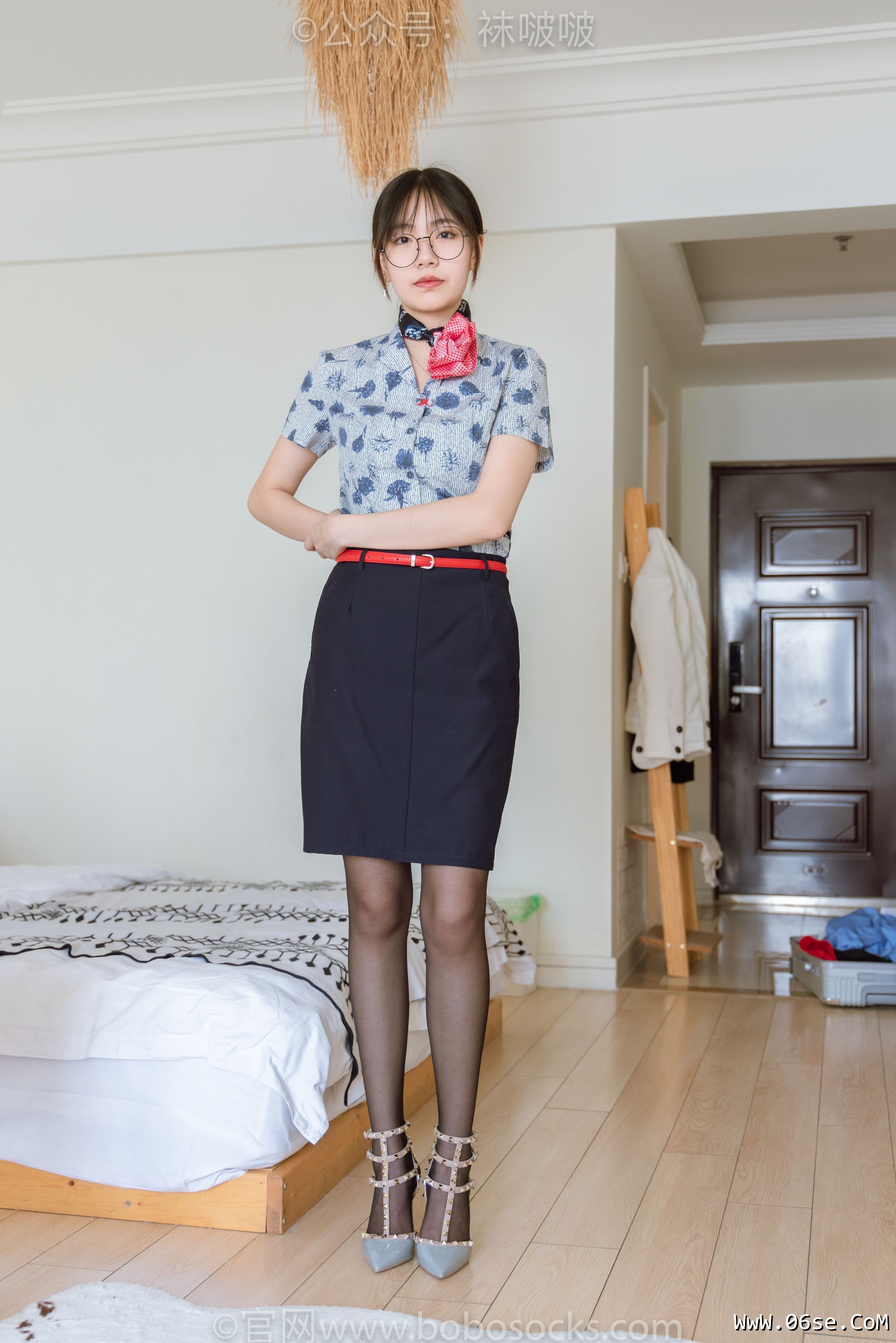 图片[5]-BoBoSocks袜啵啵 No.087 小甜豆-空姐制服、高跟鞋、黑丝[130P]-六色网