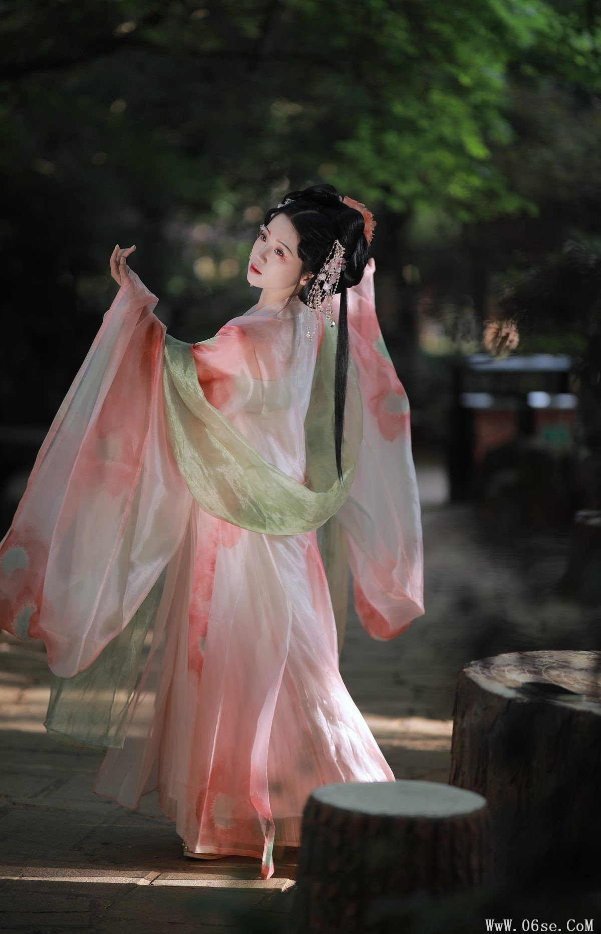 图片[29]-YiTuYu艺图语 Vol.4556 Ting Ting[31P]-六色网