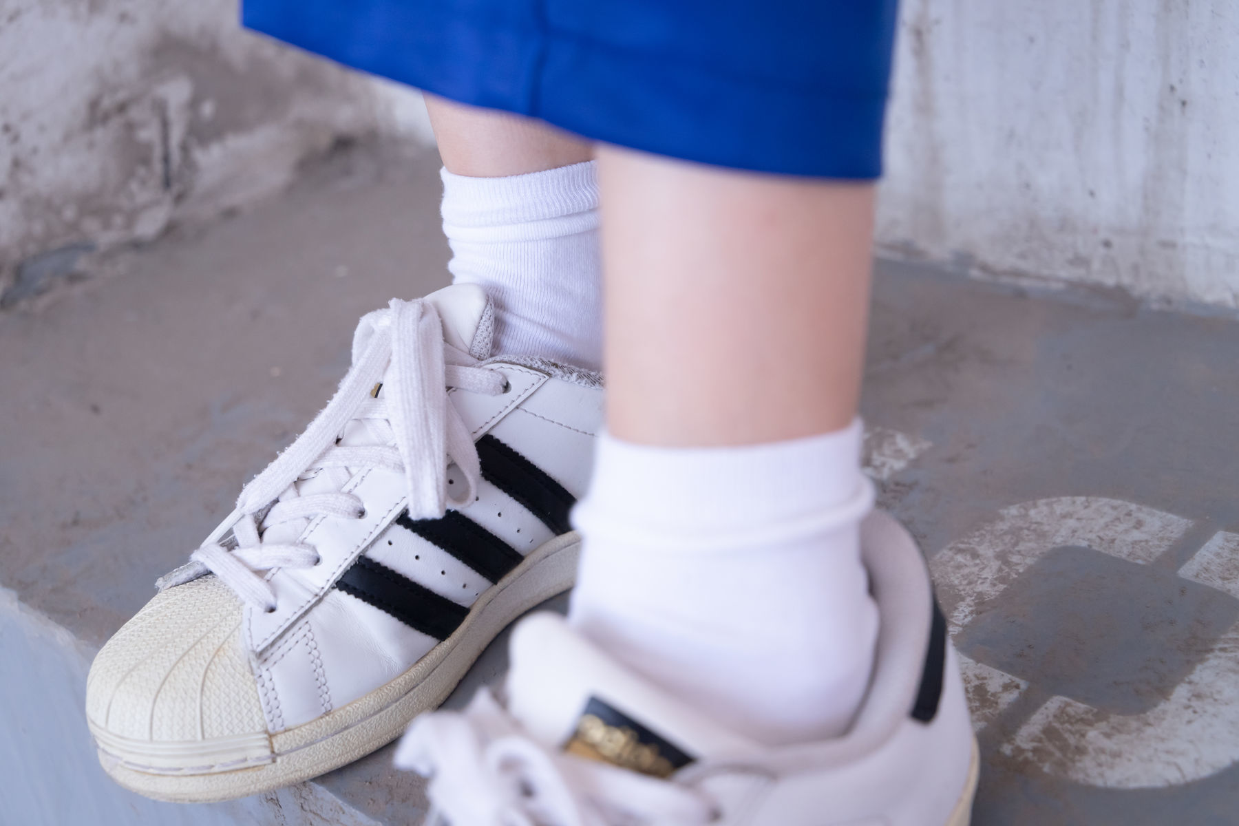 图片[27]-BoBoSocks袜啵啵 No.002 稚予-校服、贝壳头、白棉袜、裸足[139P]-六色网