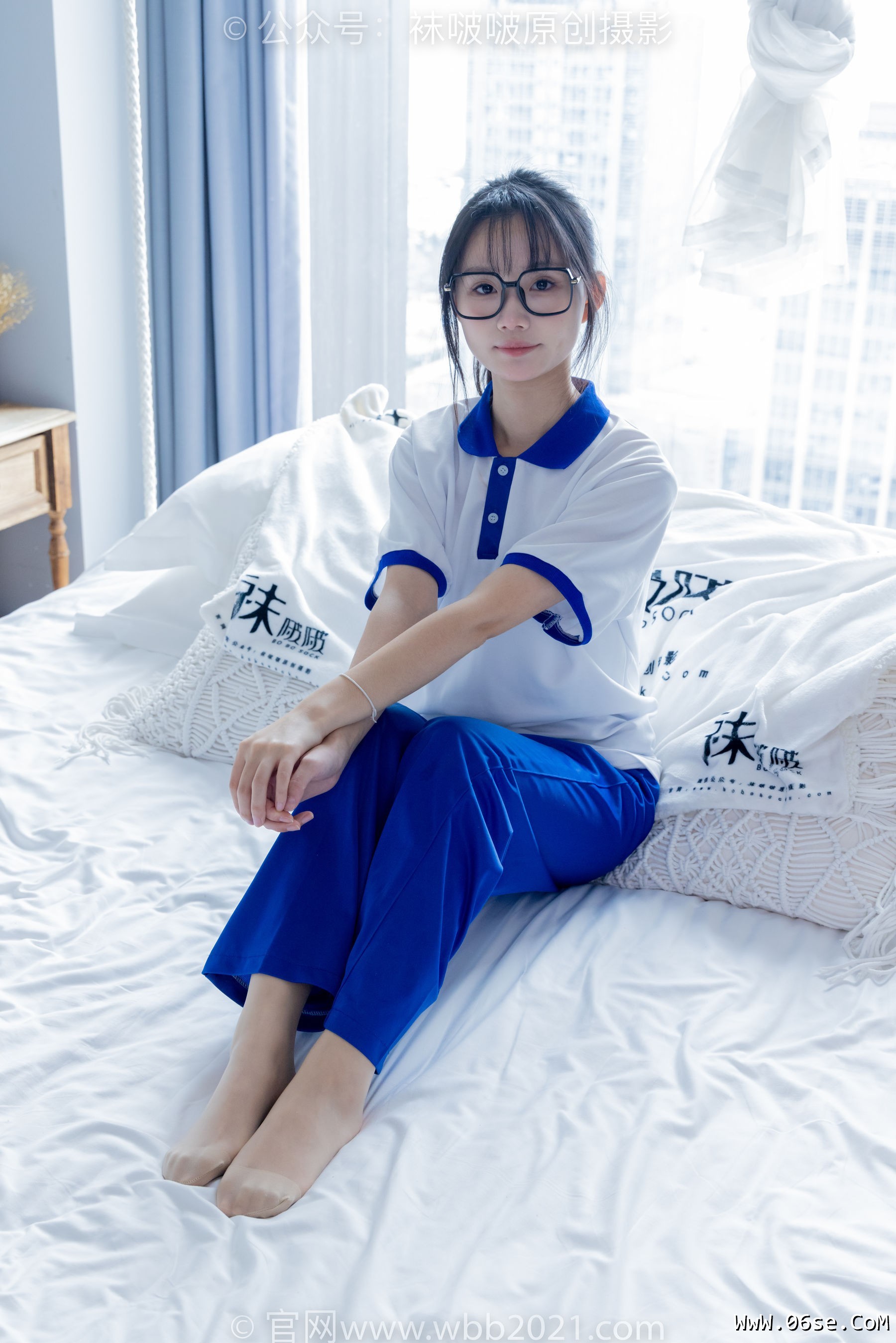图片[29]-BoBoSocks袜啵啵 No.351 甜甜圈 -板鞋、白棉袜、肉丝、校服裤里丝[150P]-六色网