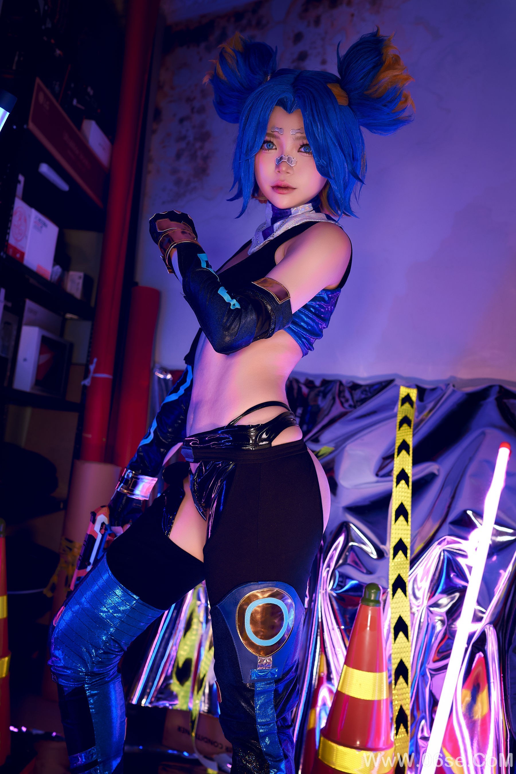 ZinieQ - Neon (Valorant)[40P]-六色网