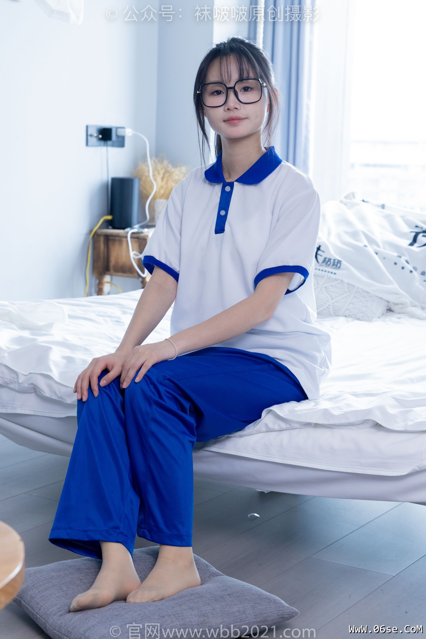 图片[39]-BoBoSocks袜啵啵 No.351 甜甜圈 -板鞋、白棉袜、肉丝、校服裤里丝[150P]-六色网