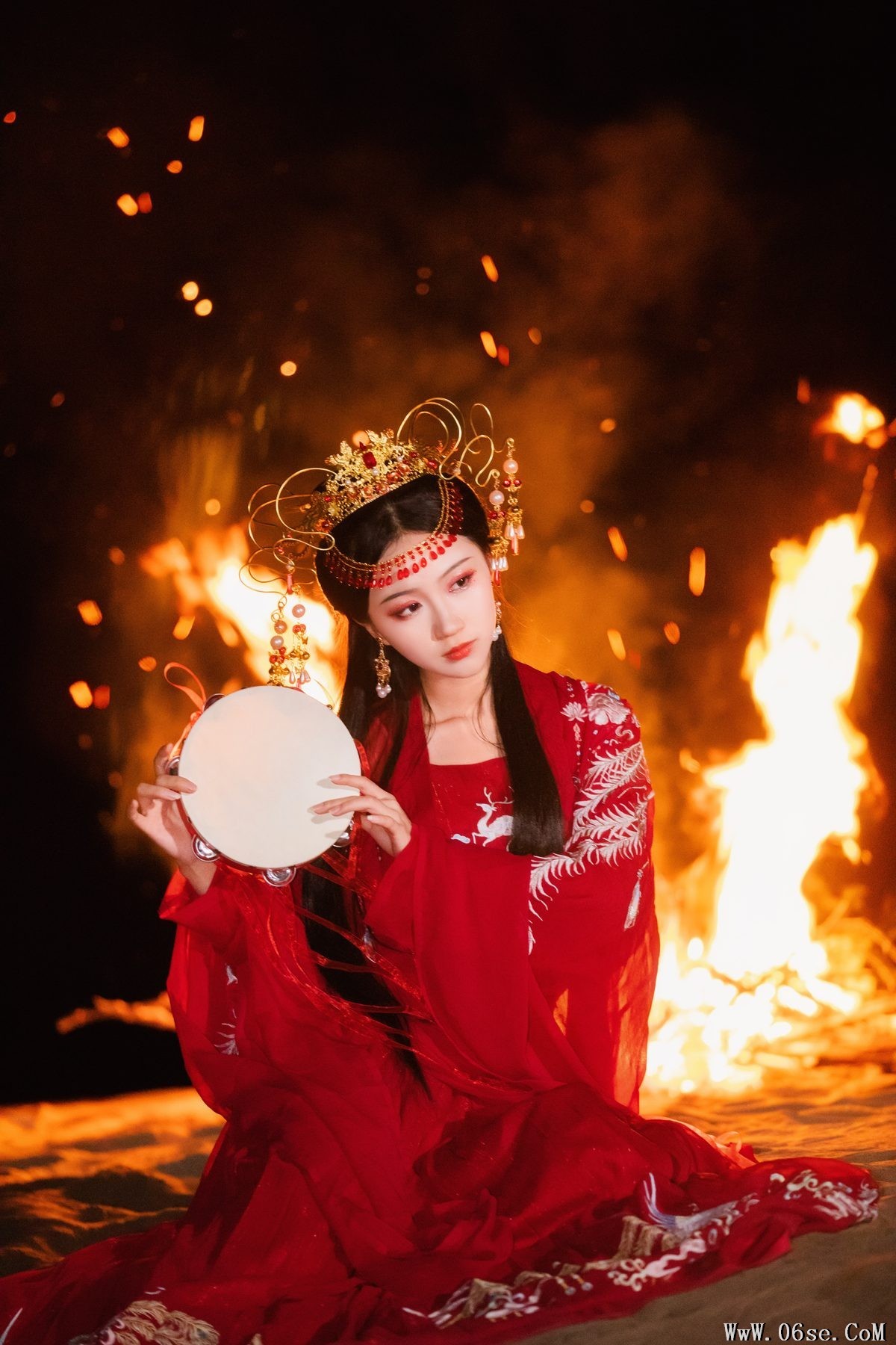 图片[23]-YiTuYu艺图语 Vol.4174 Qi Luo Sheng De Xiao Su Su[25P]-六色网