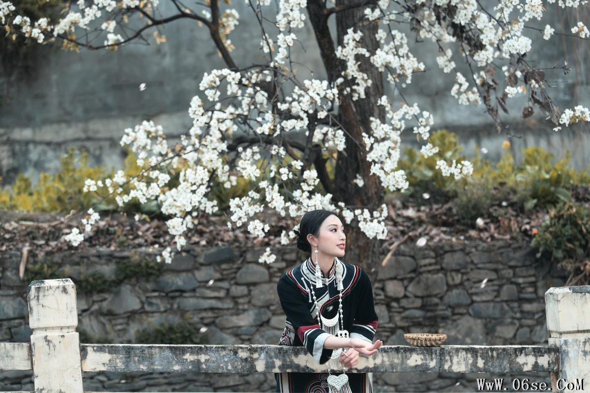 图片[42]-YiTuYu艺图语 Vol.4201 Wei Wei[50P]-六色网