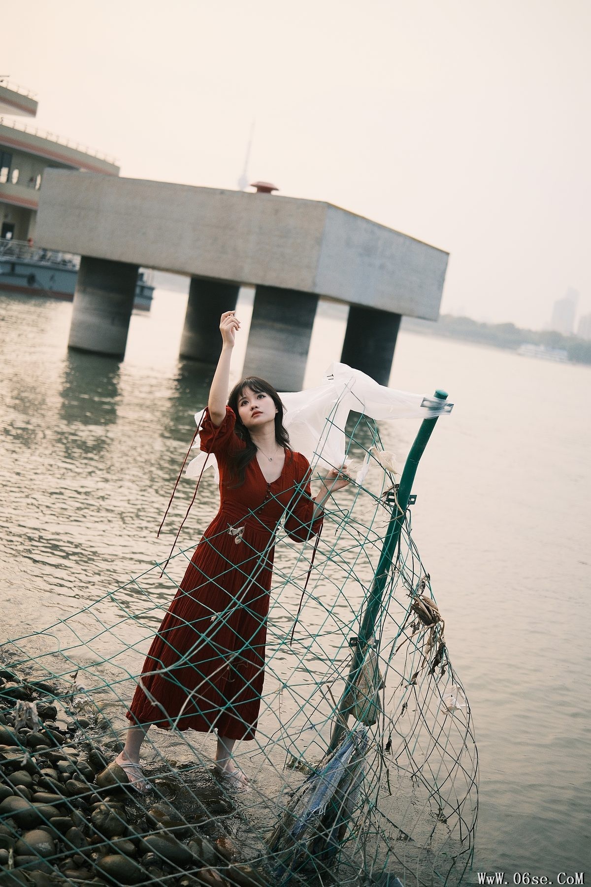 图片[12]-YiTuYu艺图语 Vol.6006 Bu Xu Qiao Er Lang Tui[25P]-六色网