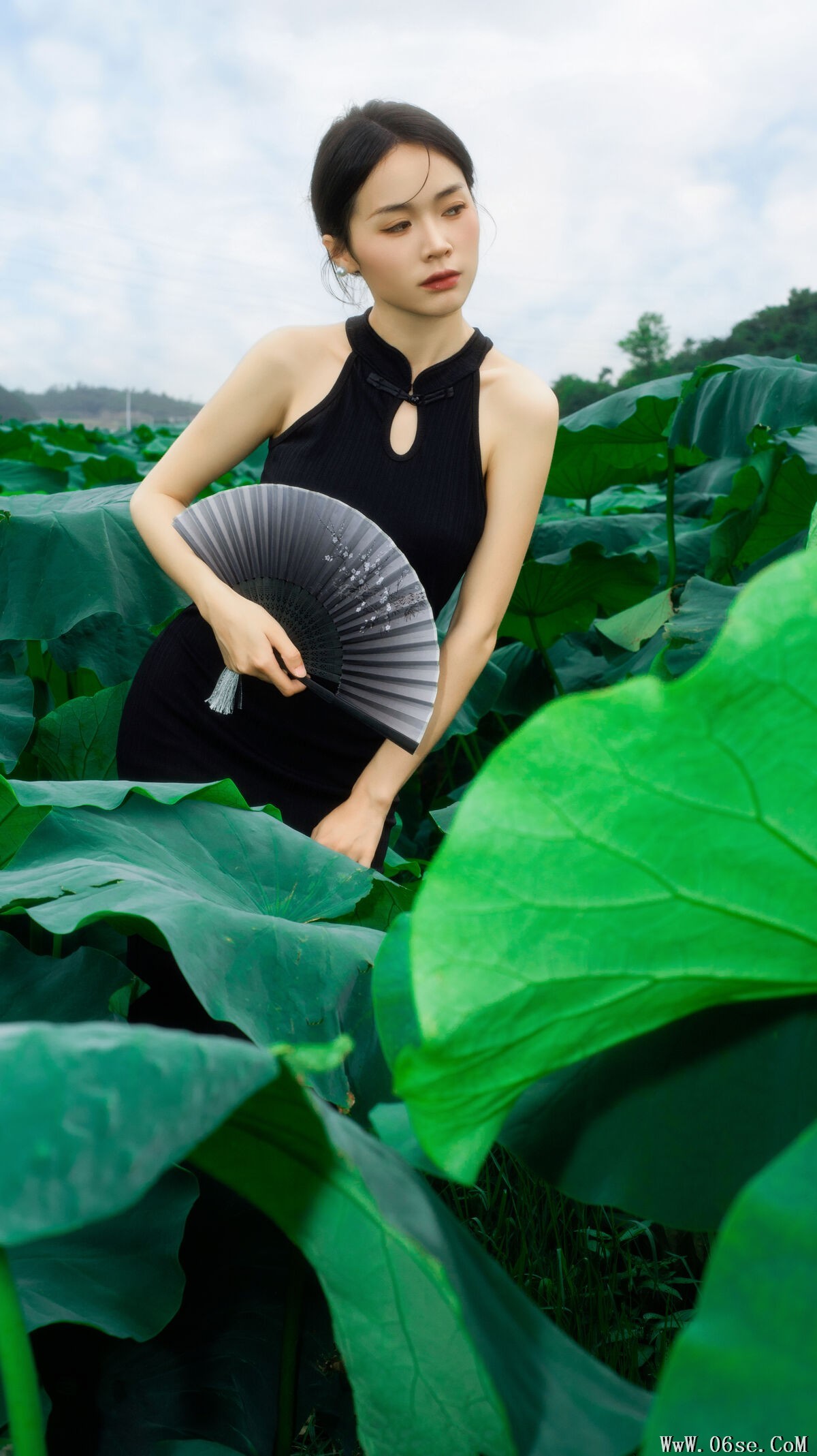 图片[30]-YiTuYu艺图语 Vol.7663 Yi[30P]-六色网