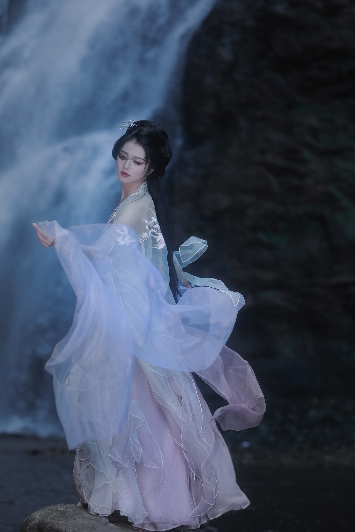 图片[26]-YiTuYu艺图语 Vol.5506 Wu Sui[28P]-六色网