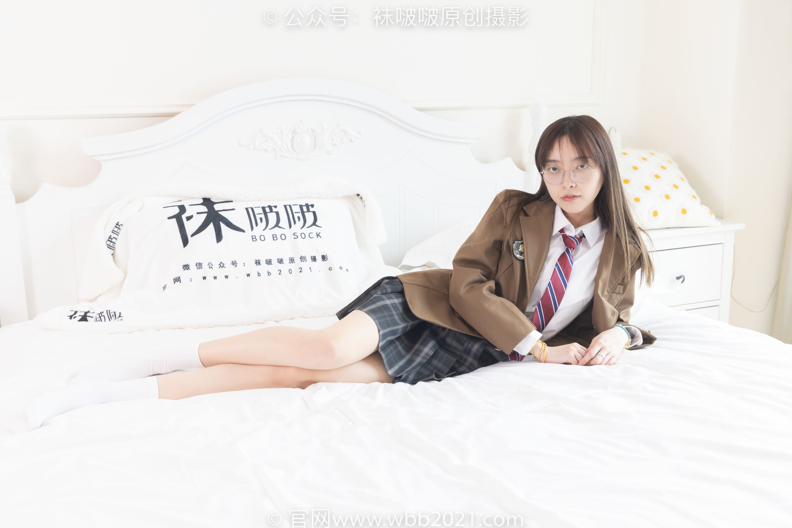 图片[71]-BoBoSocks袜啵啵 No.370 稚予 -板鞋、白棉袜、灰色棉船袜[140P]-六色网