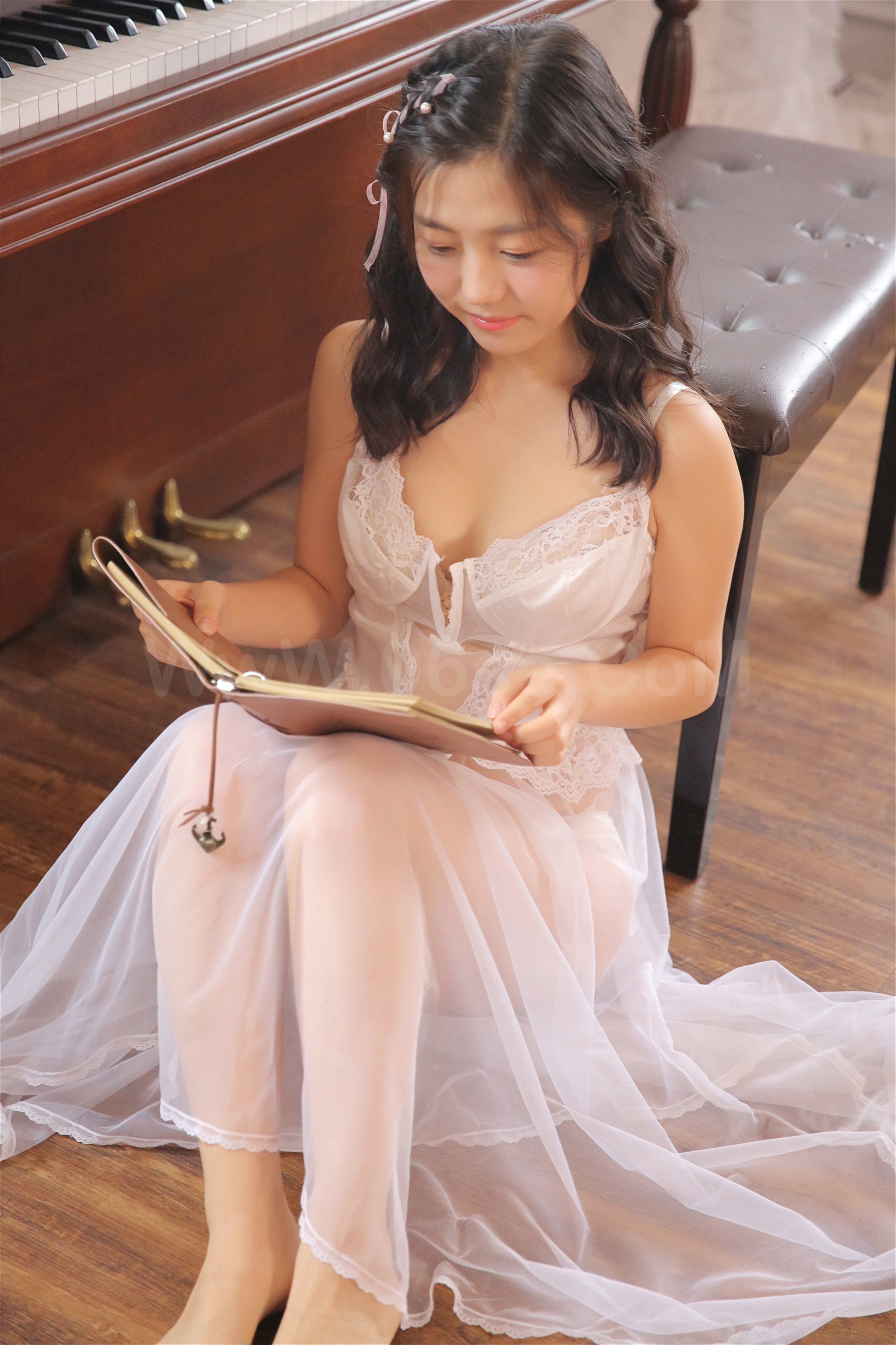 图片[5]-雅拉伊 – 《美好女生》[31P]-六色网