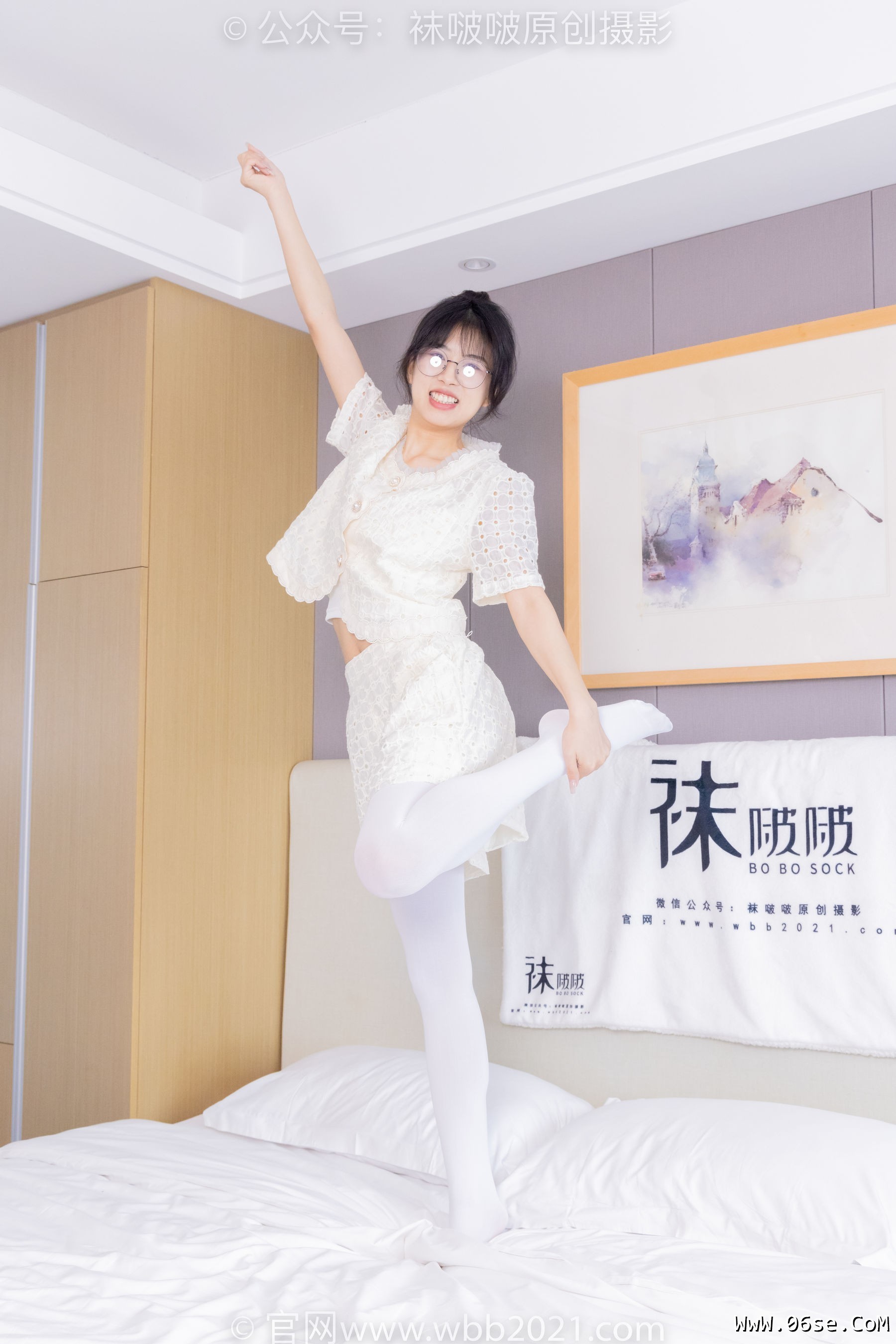 图片[29]-BoBoSocks袜啵啵 No.421 奶油 – 皮鞋、厚白丝、瑜伽动作时老头乐挠脚剧情[140P]-六色网