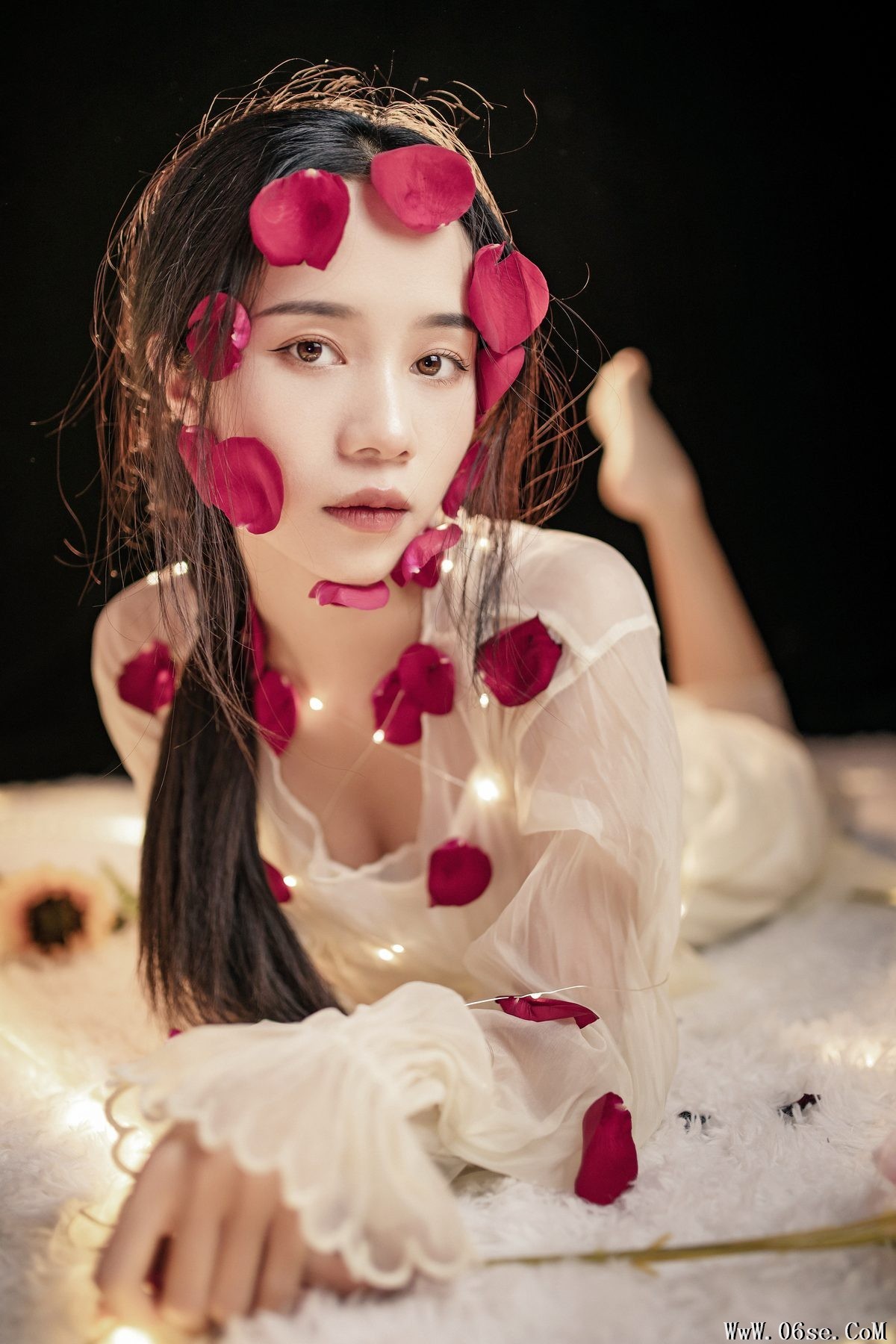图片[22]-YiTuYu艺图语 Vol.4611 Xiu Er[23P]-六色网