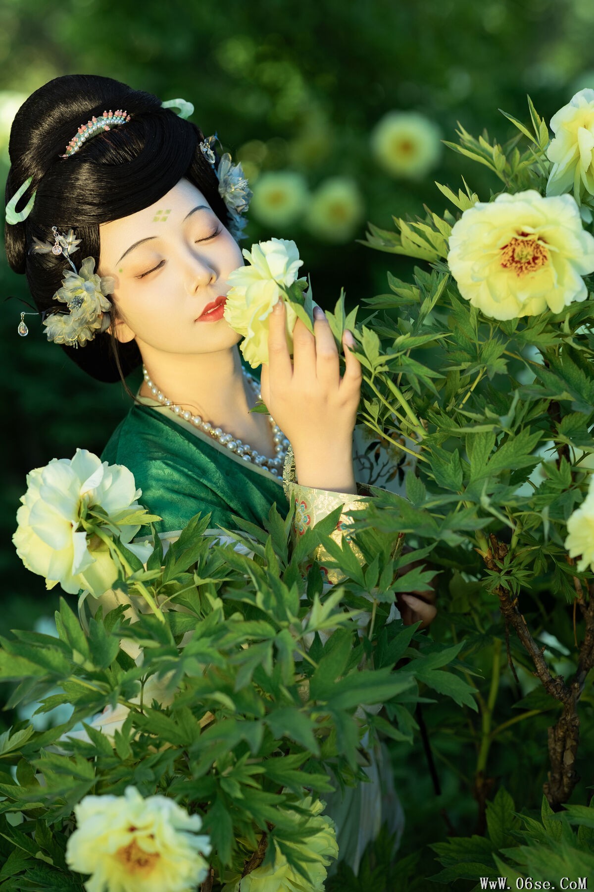 图片[32]-YiTuYu艺图语 Vol.7360 Hu Tu Tu Tu Tu Tu[35P]-六色网