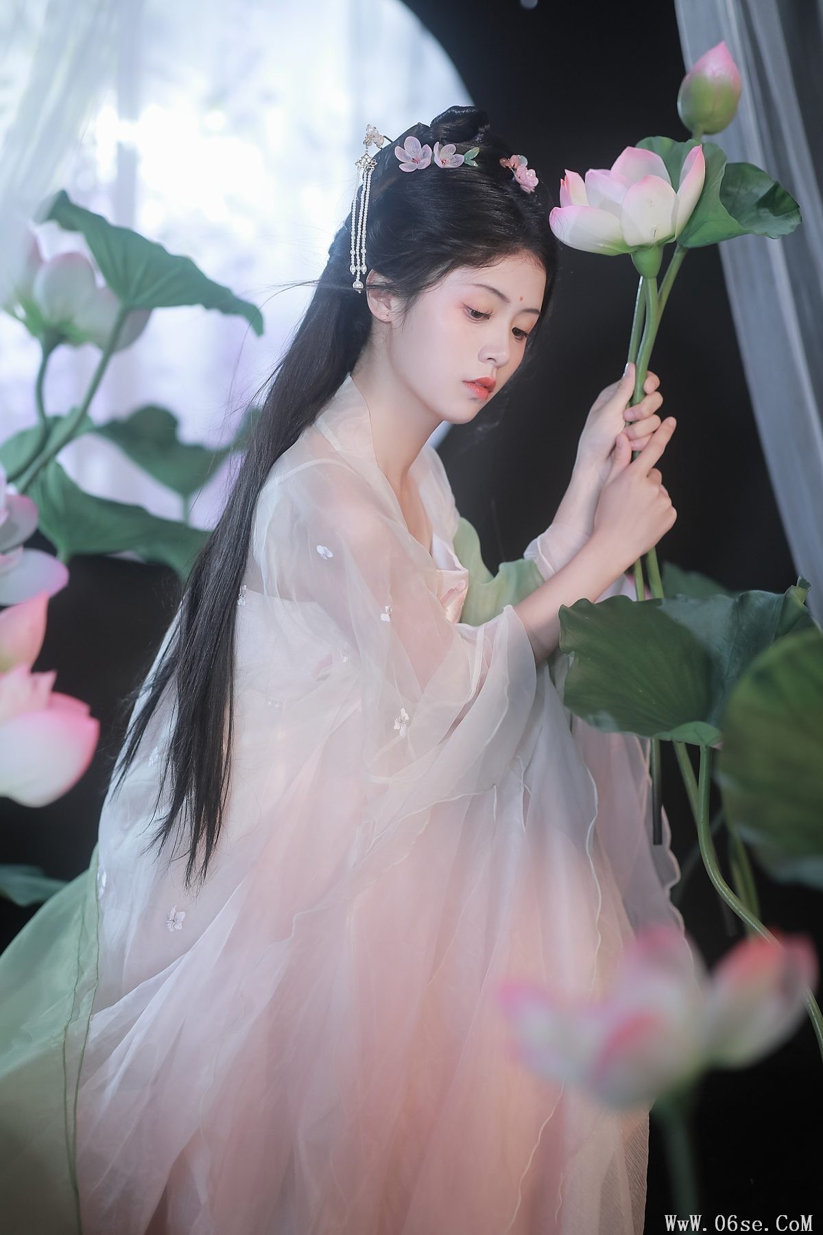 图片[9]-YiTuYu艺图语 Vol.4974 Dai Bu Zhu De Yi Mi[37P]-六色网