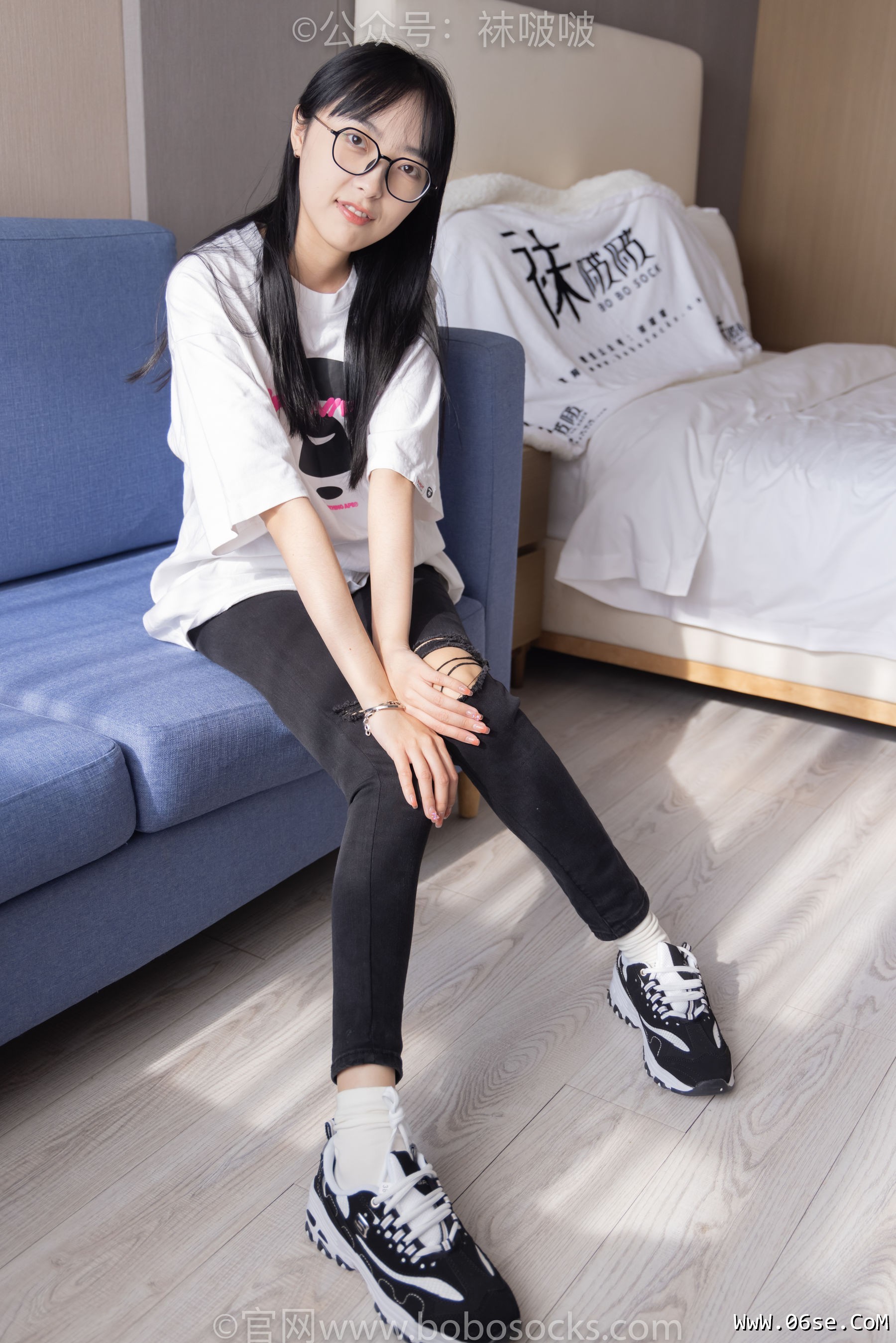 图片[40]-BoBoSocks袜啵啵 No.055 稚予-斯凯奇运动鞋、白棉袜、黑棉袜[139P]-六色网